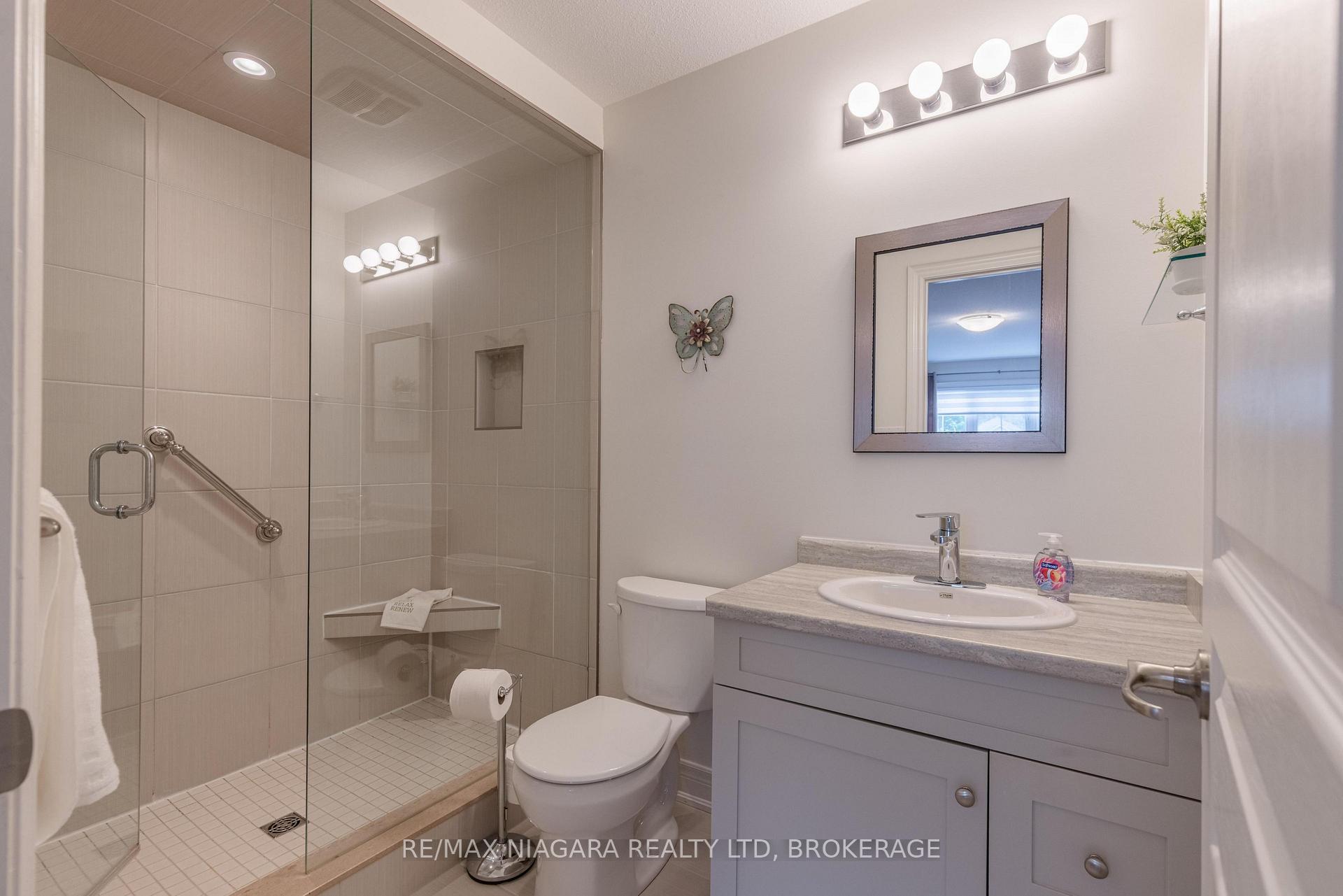 Photo 18 of 8844 Silverstar Court, Niagara Falls, Forestview — HOMEH
