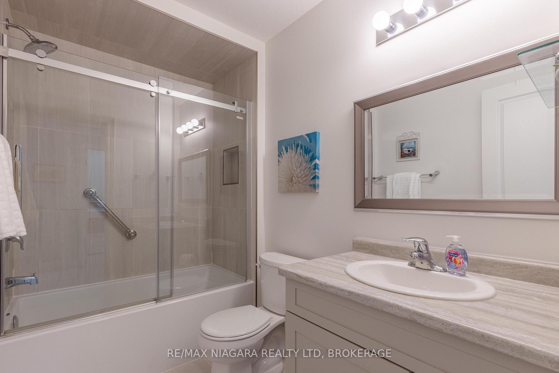 Photo 22 of 8844 Silverstar Court, Niagara Falls, Forestview — HOMEH