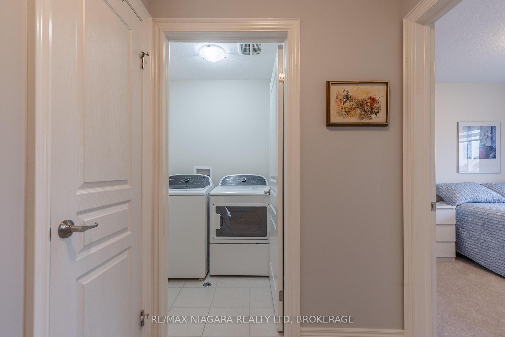 Photo 23 of 8844 Silverstar Court, Niagara Falls, Forestview — HOMEH