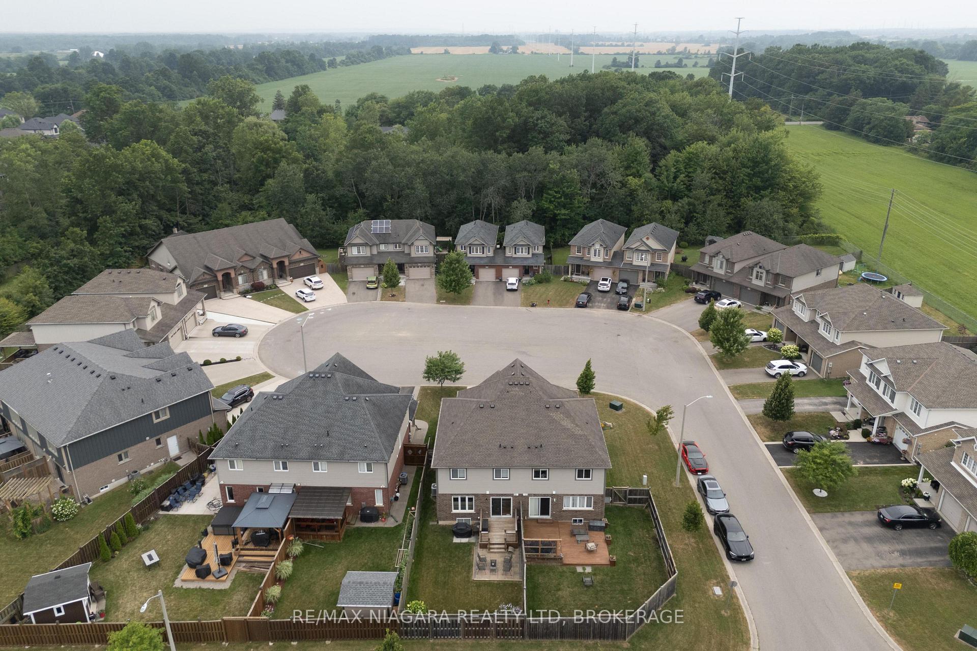 Photo 29 of 8844 Silverstar Court, Niagara Falls, Forestview — HOMEH