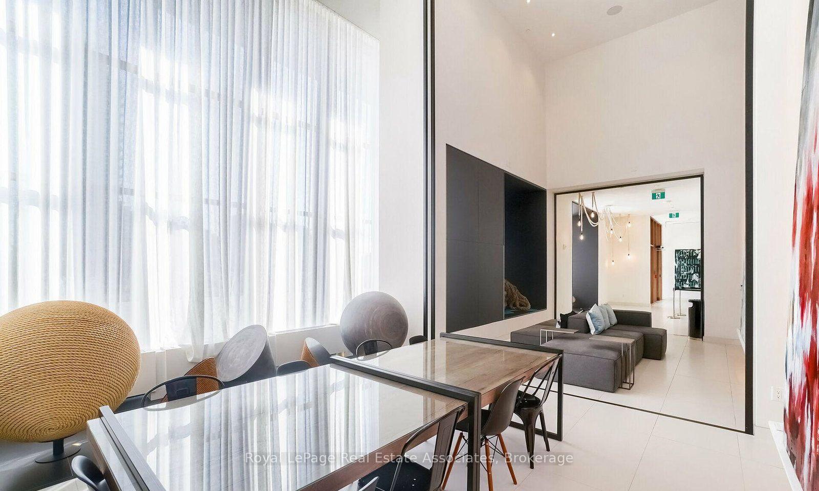 Photo 5 of Unit 3206, 20 Richardson Street, Toronto, Waterfront Communities — HOMEH