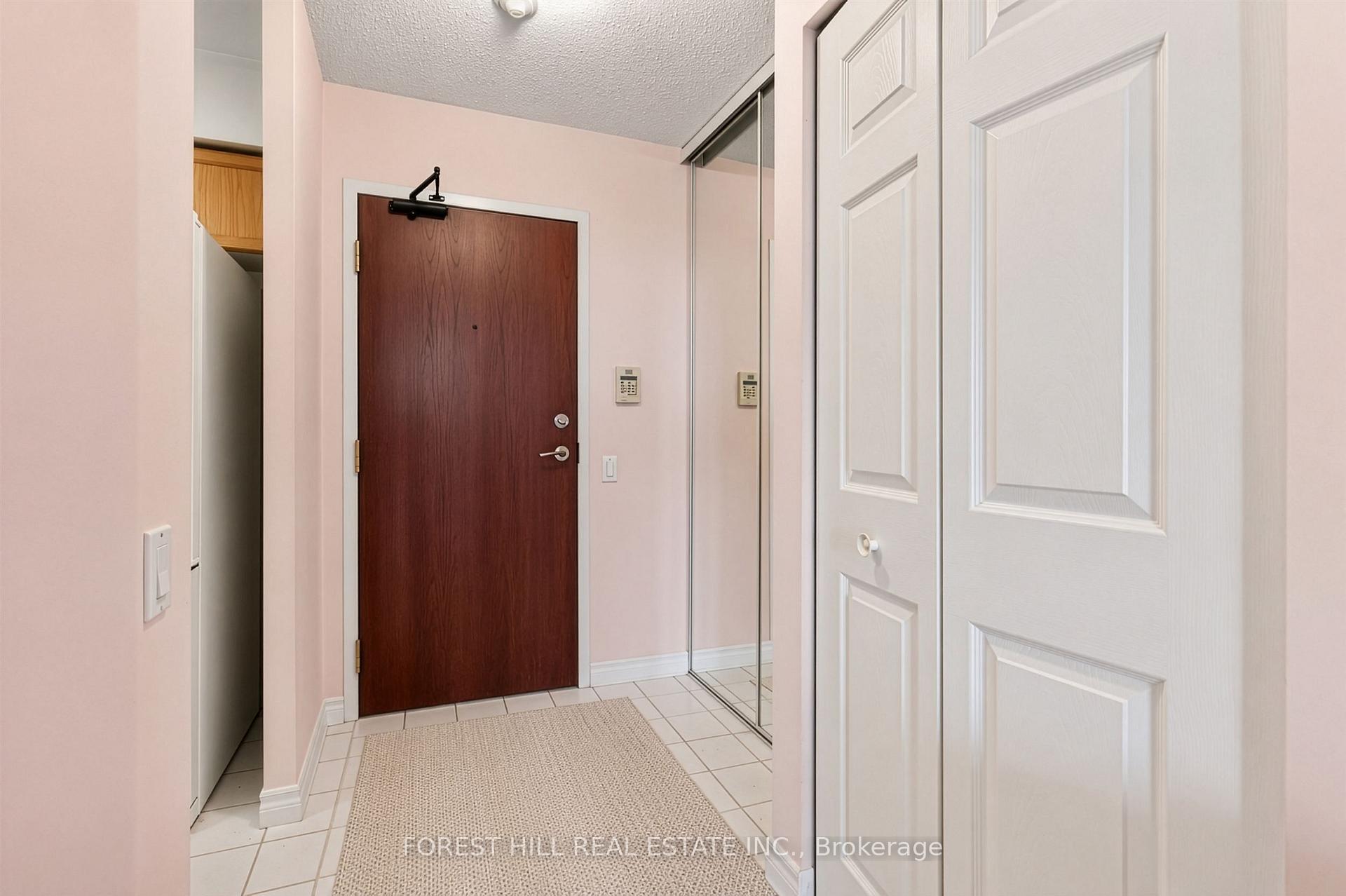 Photo 6 of Unit 1005, 2 Covington Road, Toronto, Englemount-Lawrence — HOMEH