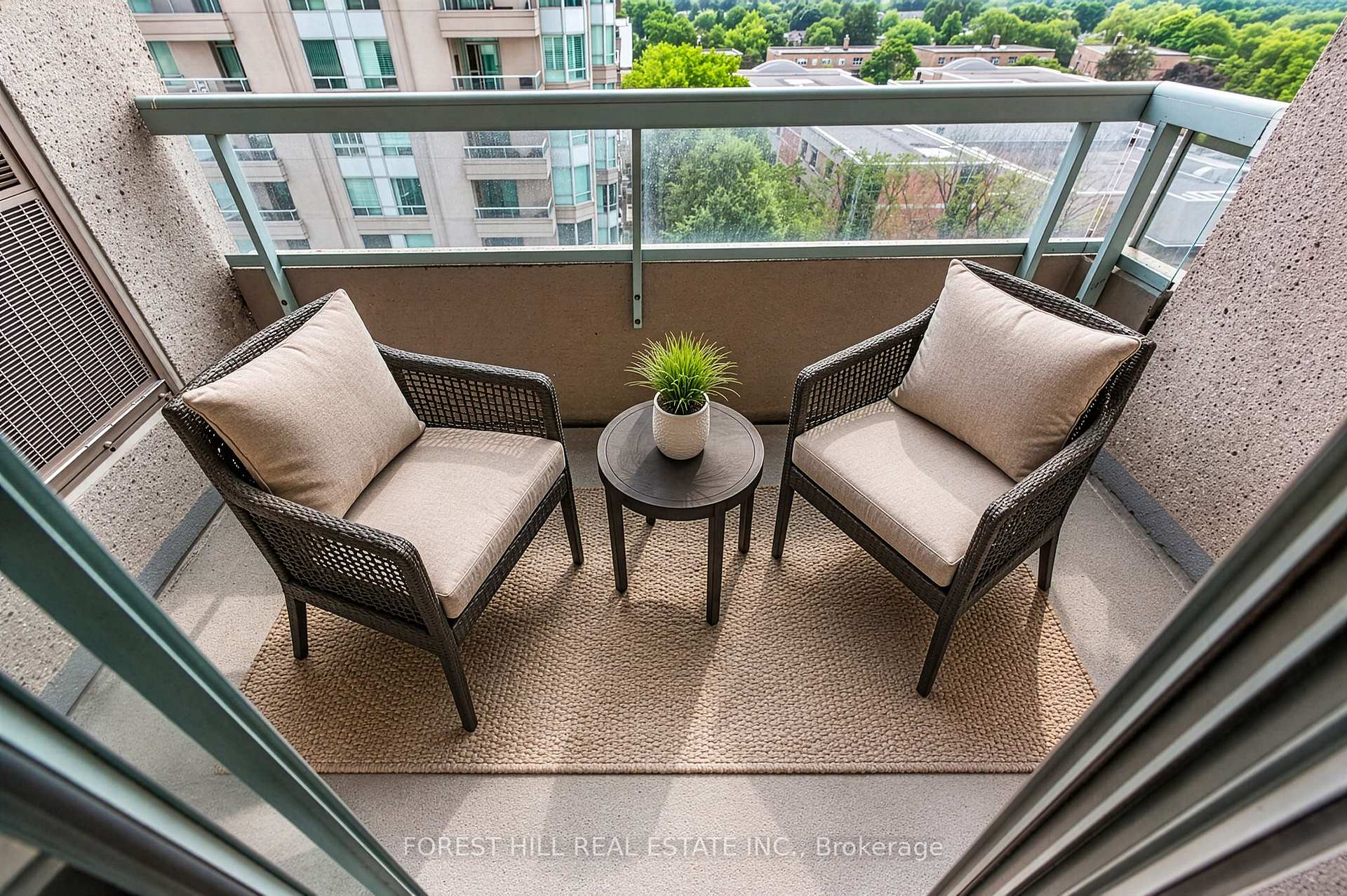Photo 24 of Unit 1005, 2 Covington Road, Toronto, Englemount-Lawrence — HOMEH