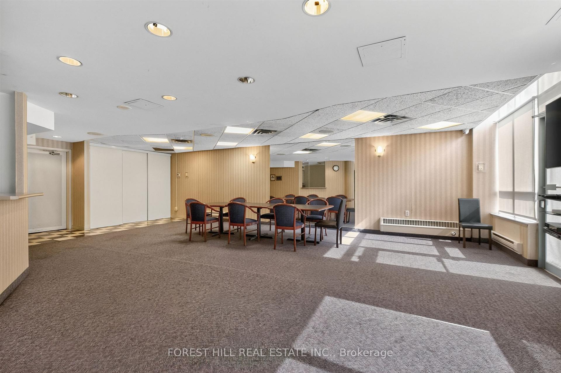 Photo 28 of Unit 1005, 2 Covington Road, Toronto, Englemount-Lawrence — HOMEH