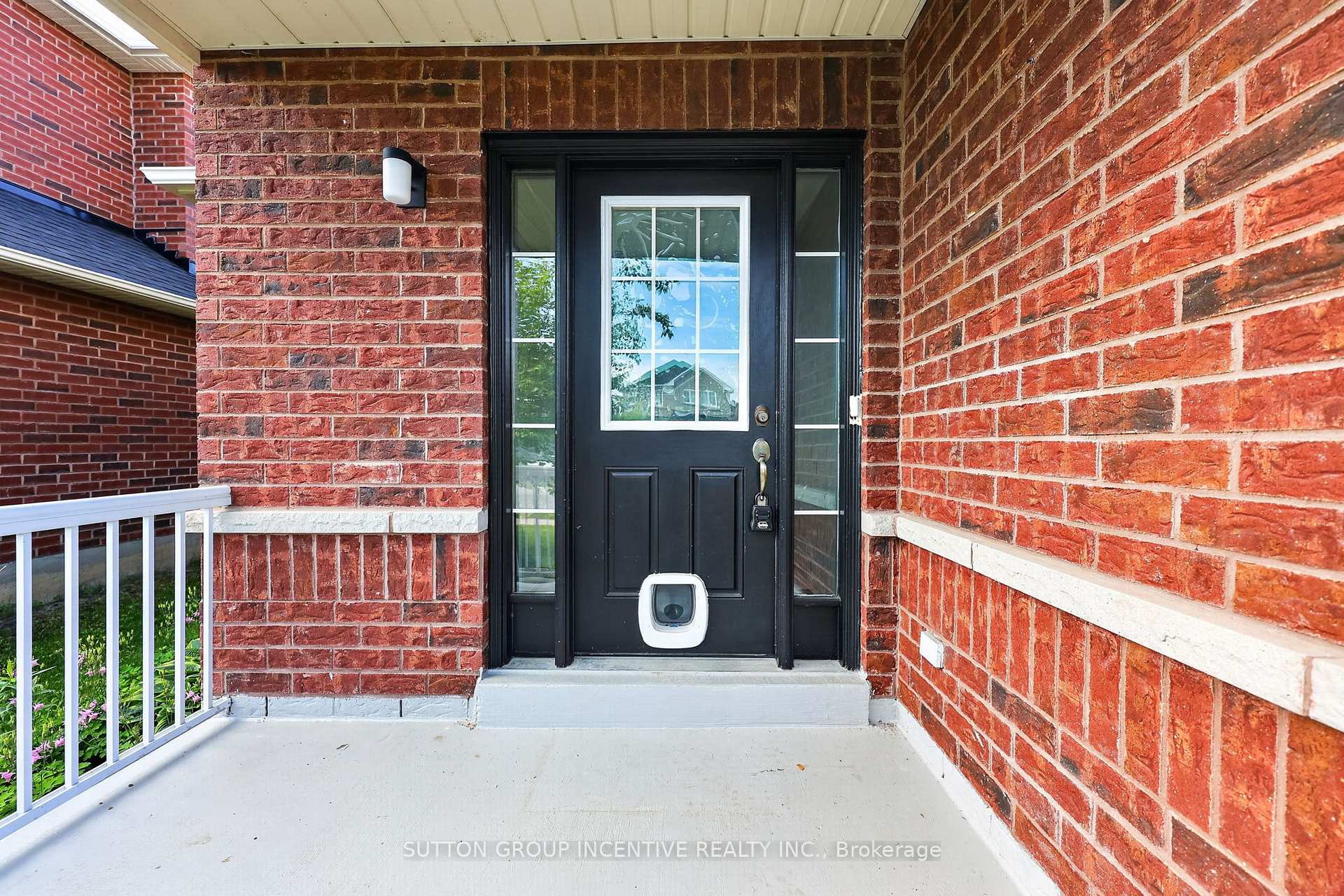 Photo 14 of 116 Sun King Crescent, Barrie, Innis-Shore — HOMEH