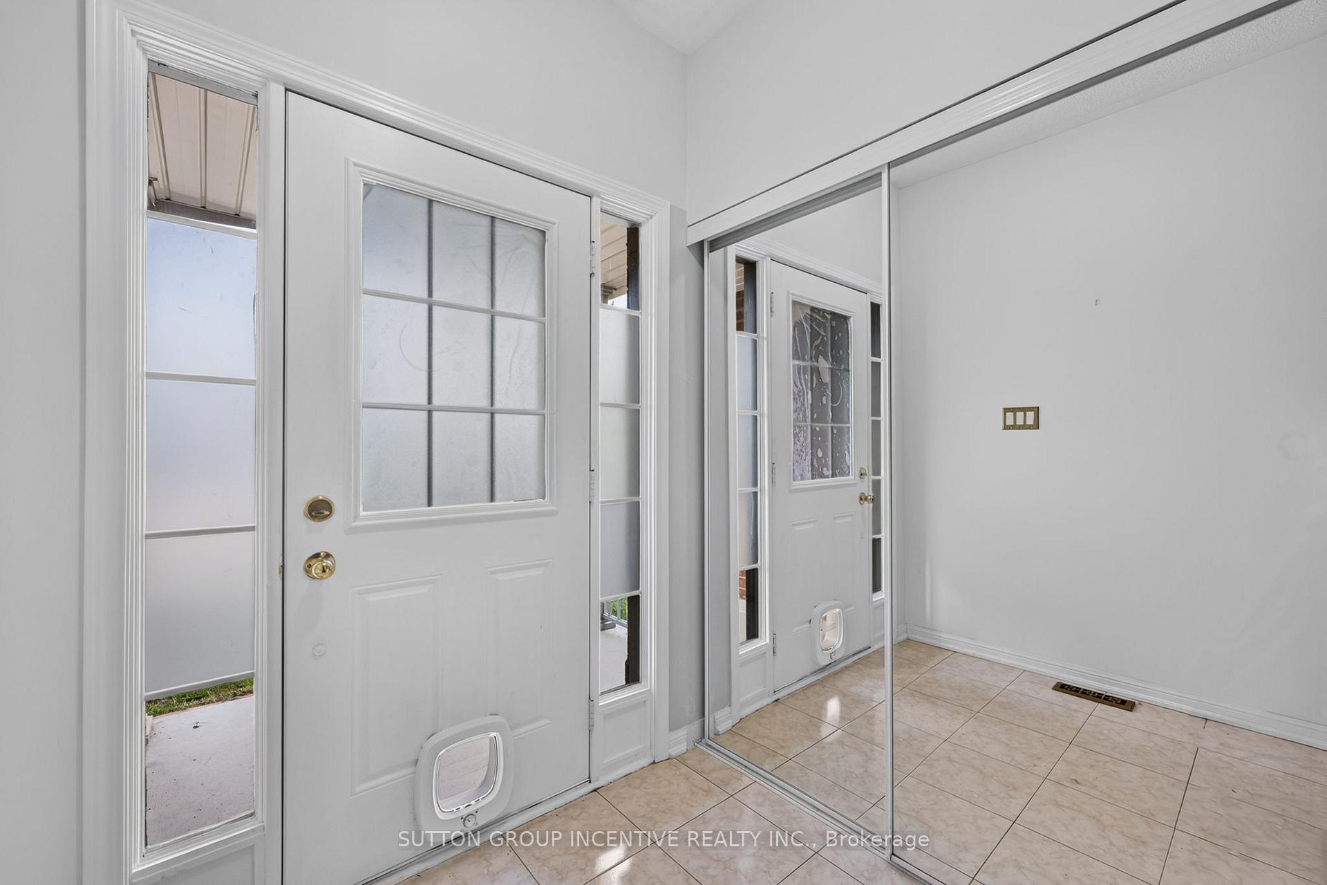 Photo 15 of 116 Sun King Crescent, Barrie, Innis-Shore — HOMEH