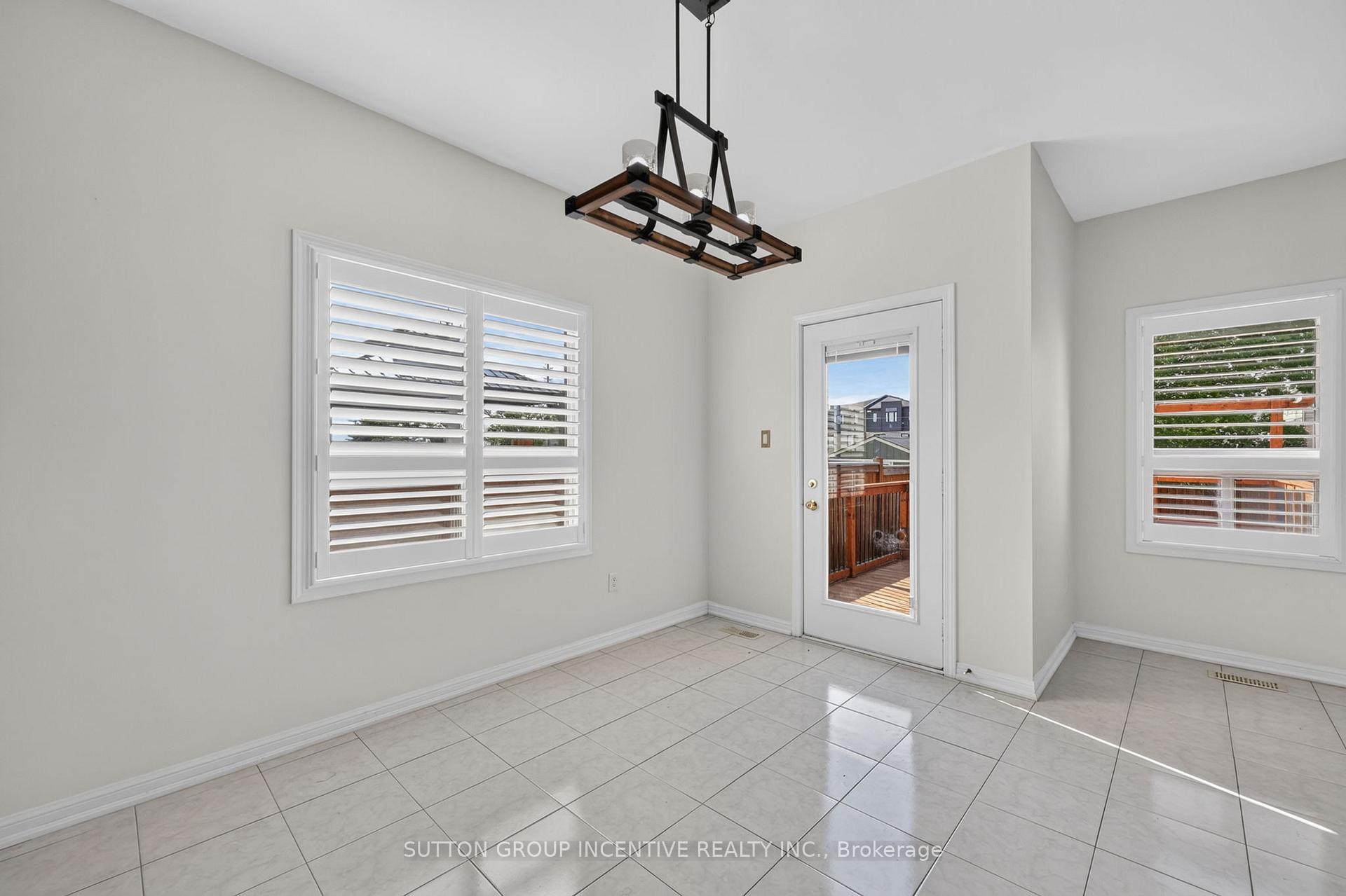 Photo 27 of 116 Sun King Crescent, Barrie, Innis-Shore — HOMEH
