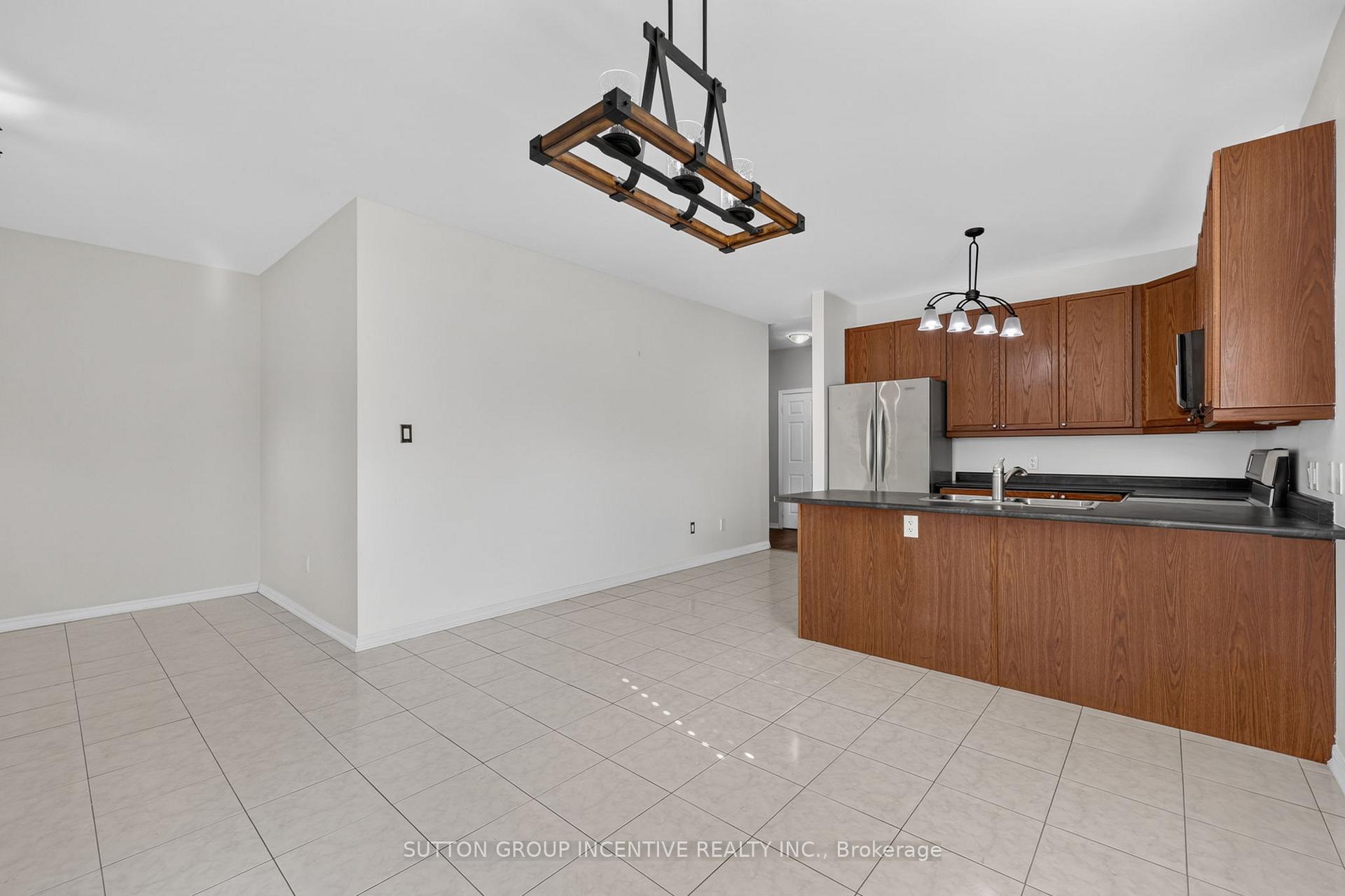 Photo 30 of 116 Sun King Crescent, Barrie, Innis-Shore — HOMEH
