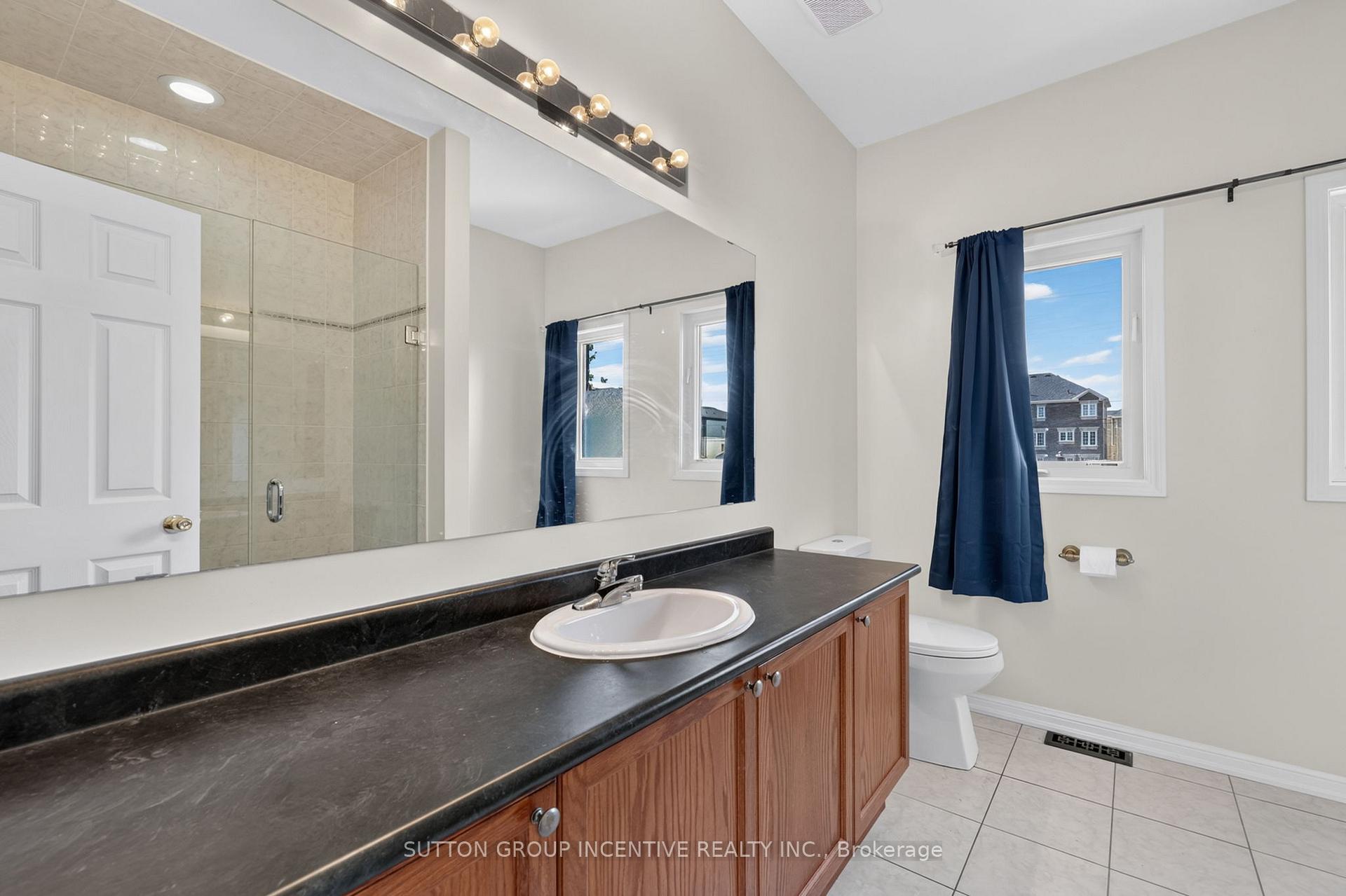 Photo 37 of 116 Sun King Crescent, Barrie, Innis-Shore — HOMEH