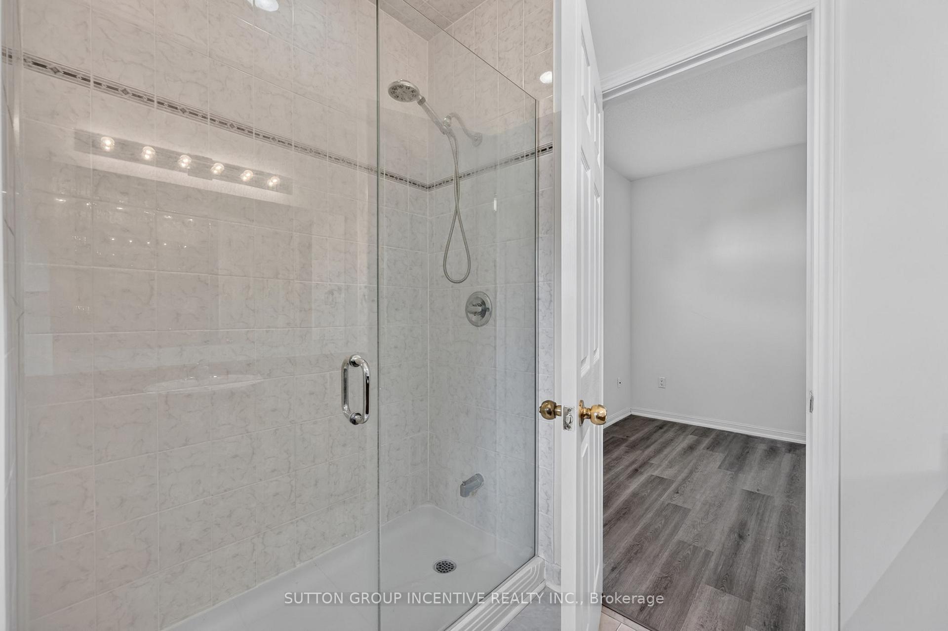 Photo 38 of 116 Sun King Crescent, Barrie, Innis-Shore — HOMEH