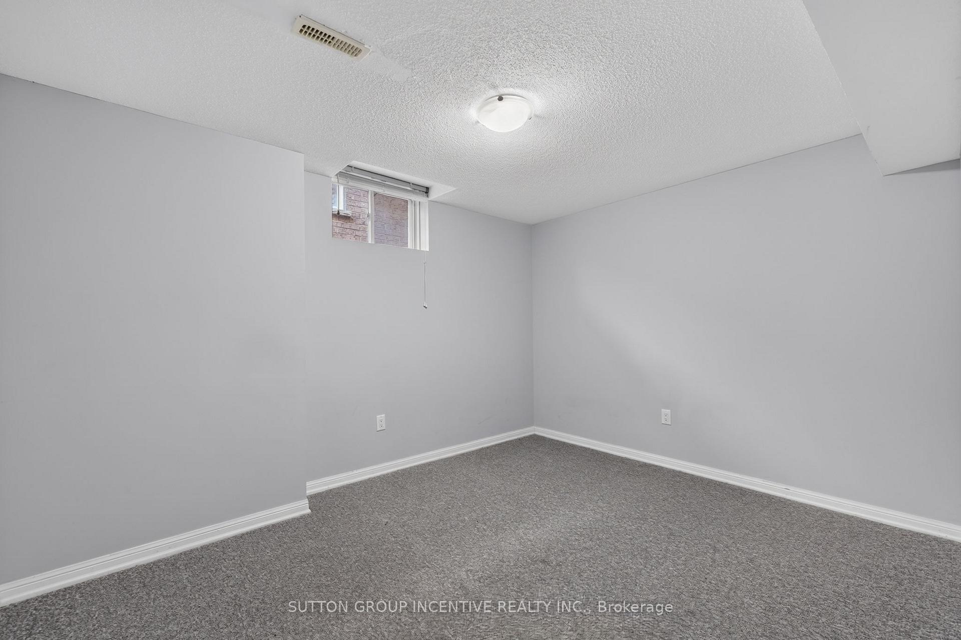 Photo 48 of 116 Sun King Crescent, Barrie, Innis-Shore — HOMEH
