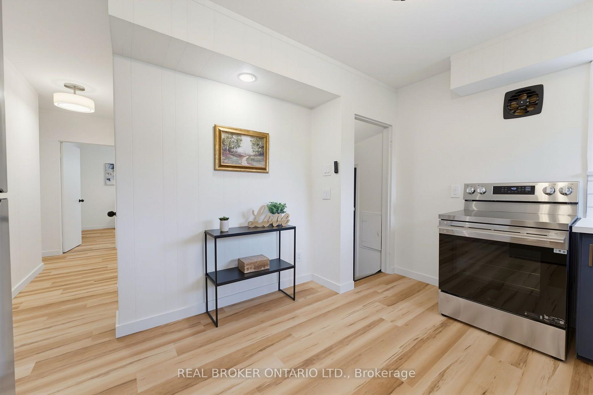 Photo 14 of 347 Blue Lake Road, Brant, South Dumfries — HOMEH