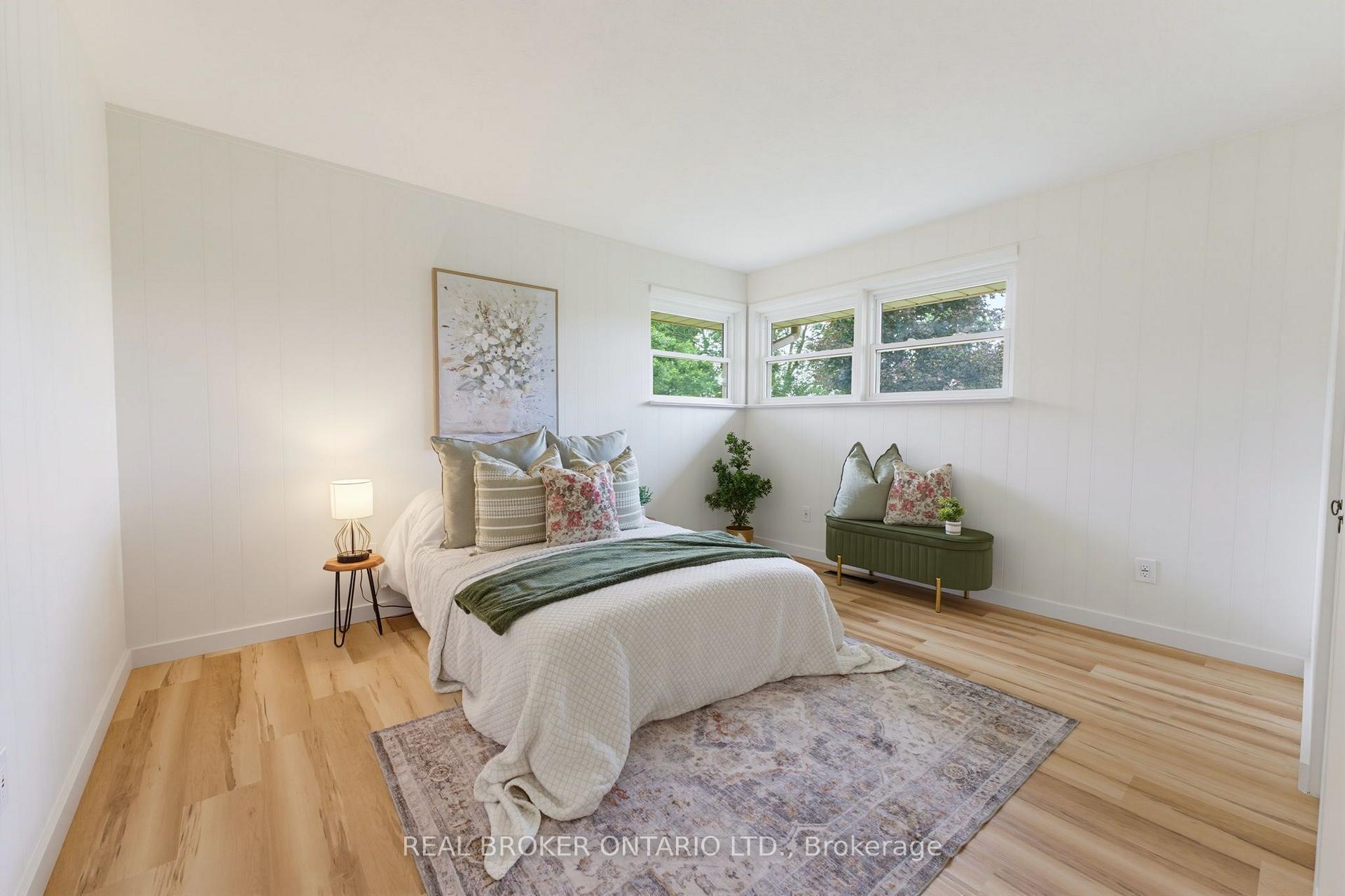 Photo 16 of 347 Blue Lake Road, Brant, South Dumfries — HOMEH