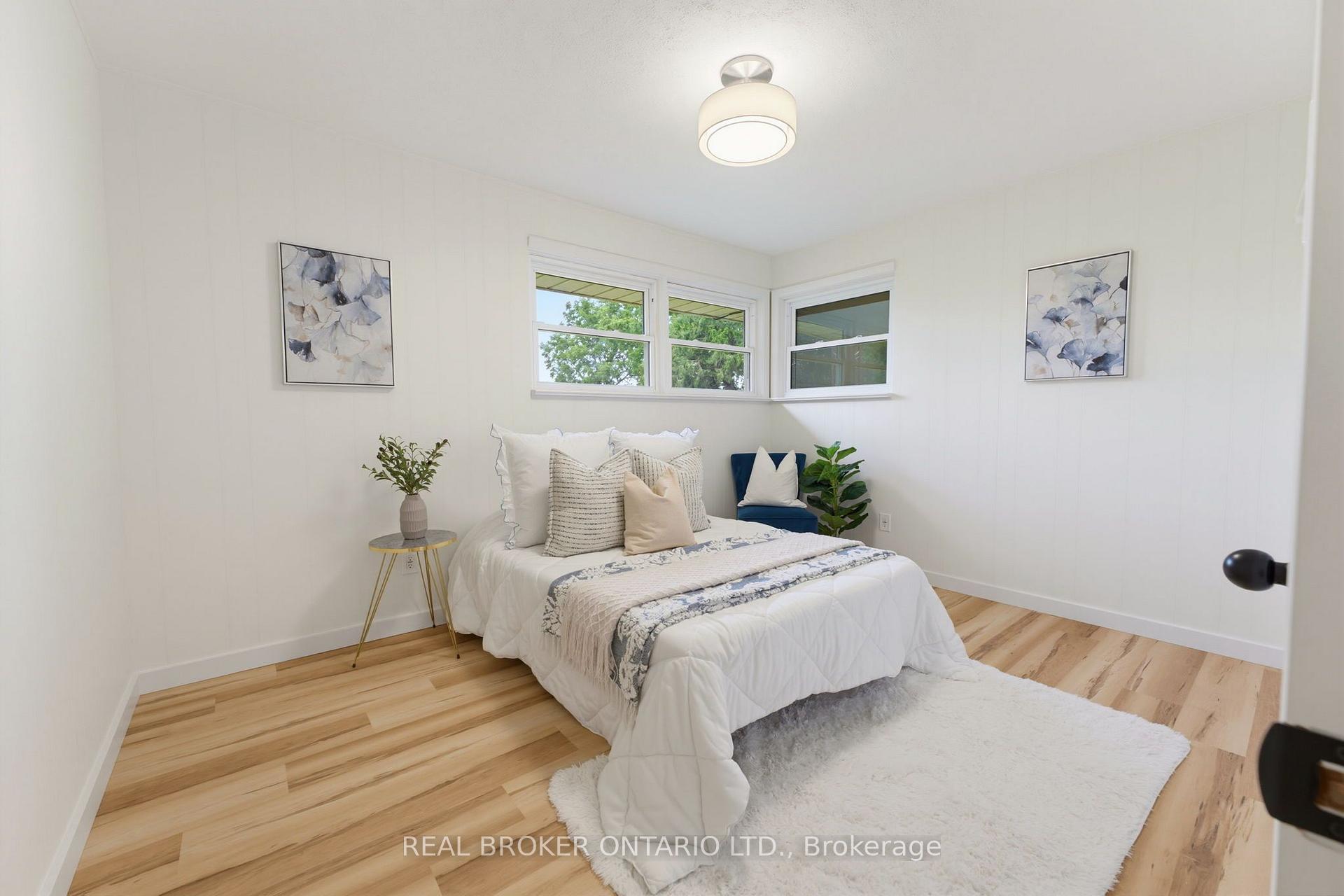 Photo 18 of 347 Blue Lake Road, Brant, South Dumfries — HOMEH