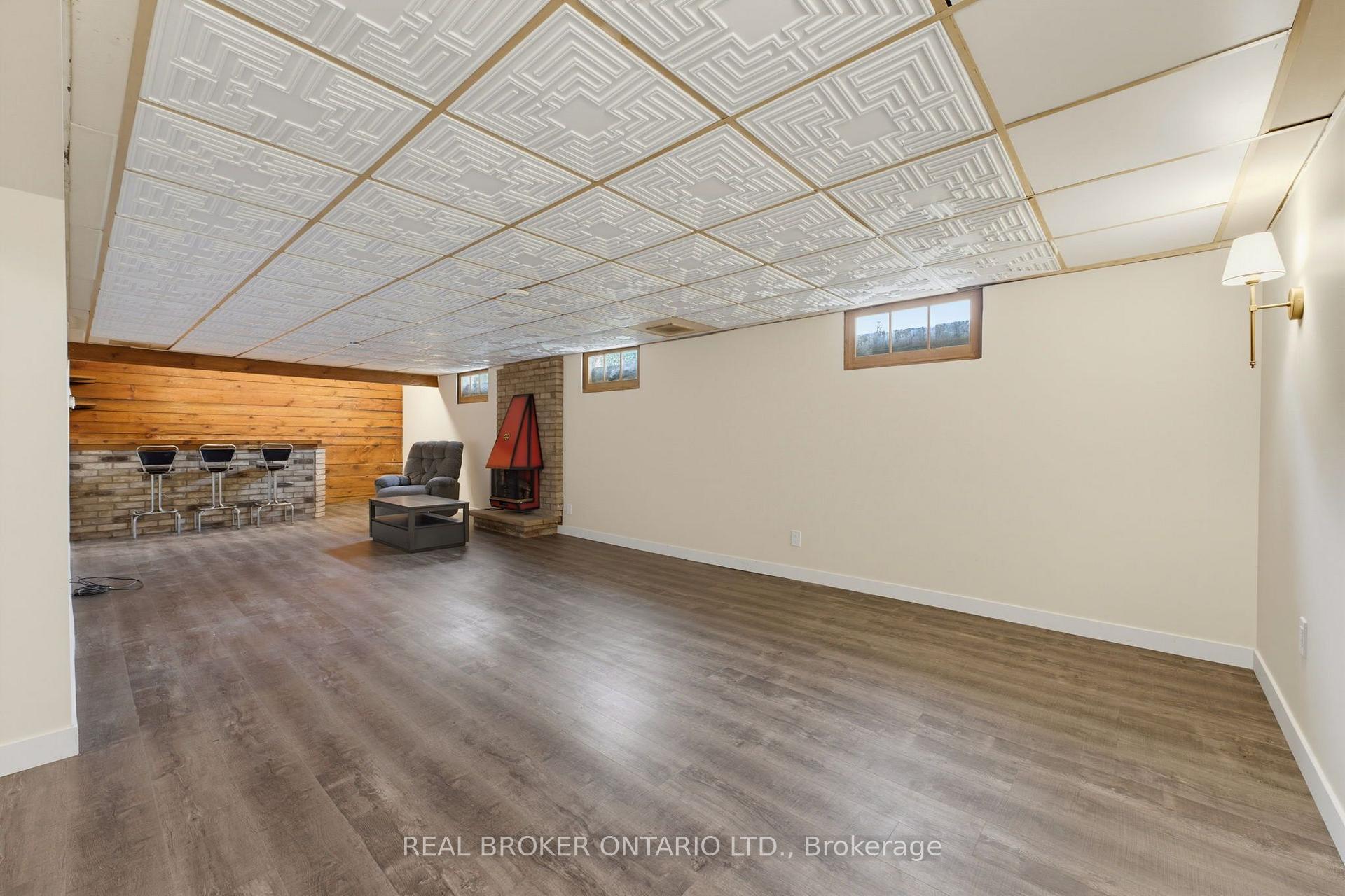 Photo 20 of 347 Blue Lake Road, Brant, South Dumfries — HOMEH