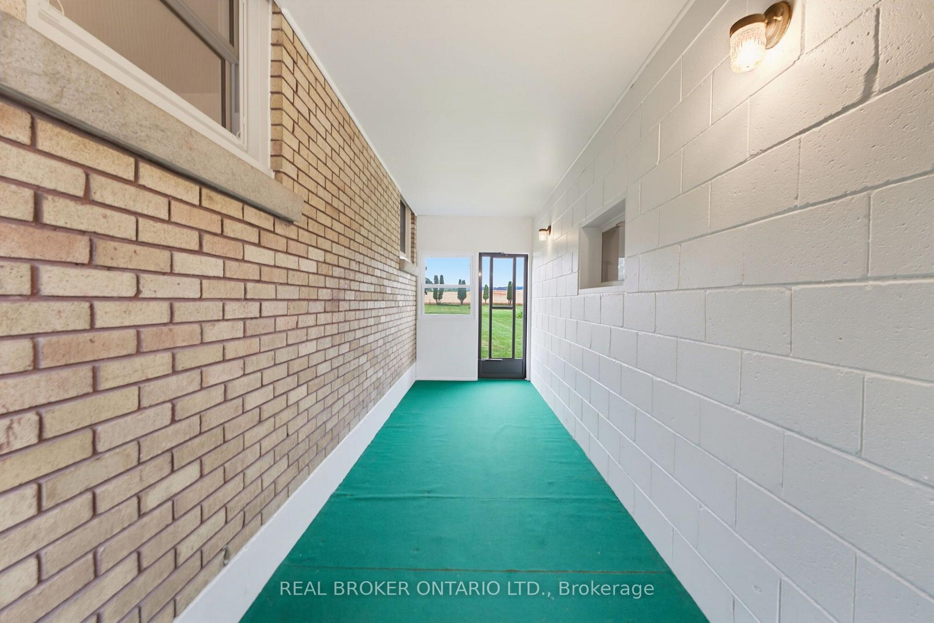 Photo 24 of 347 Blue Lake Road, Brant, South Dumfries — HOMEH