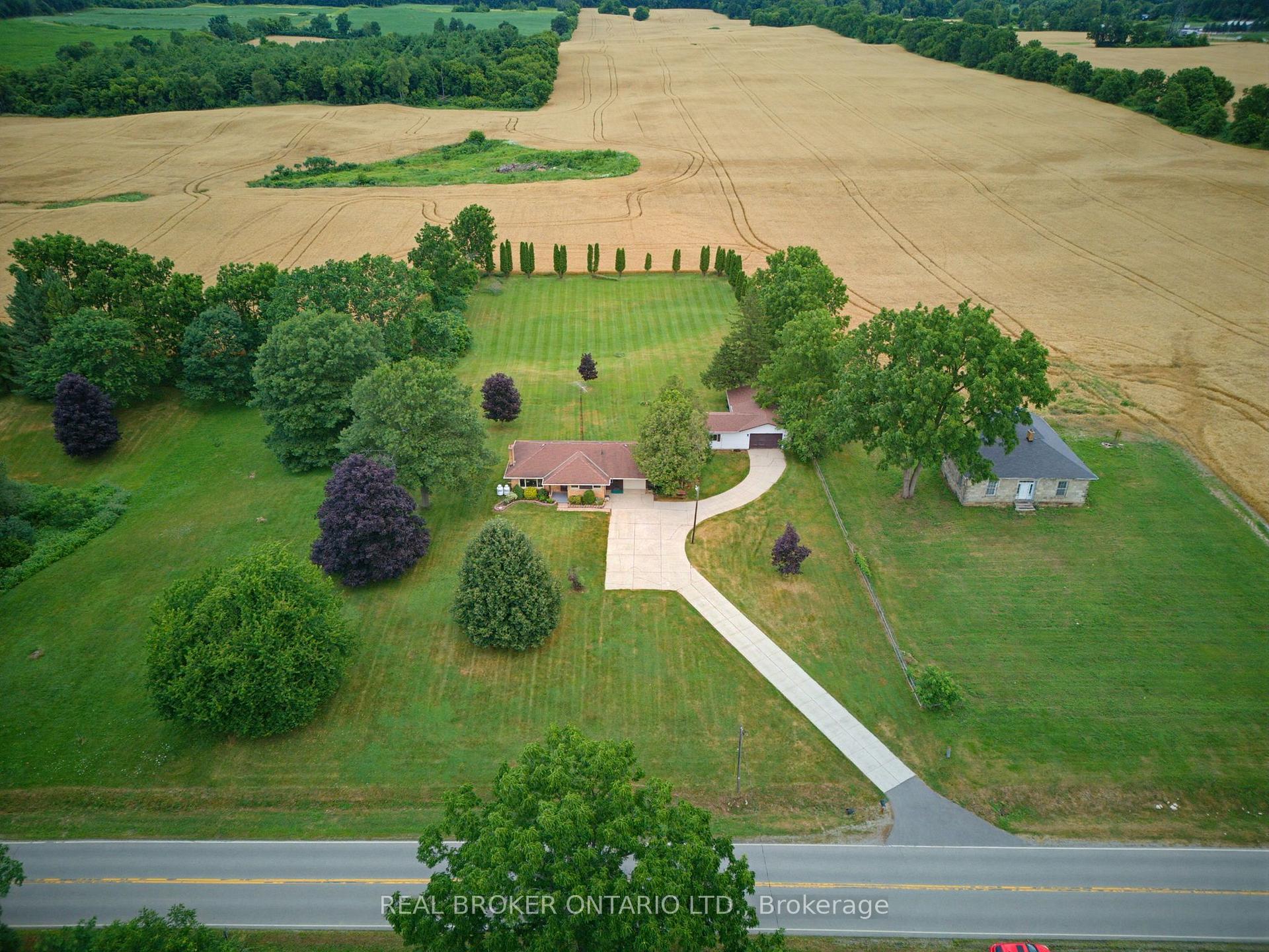 Photo 39 of 347 Blue Lake Road, Brant, South Dumfries — HOMEH
