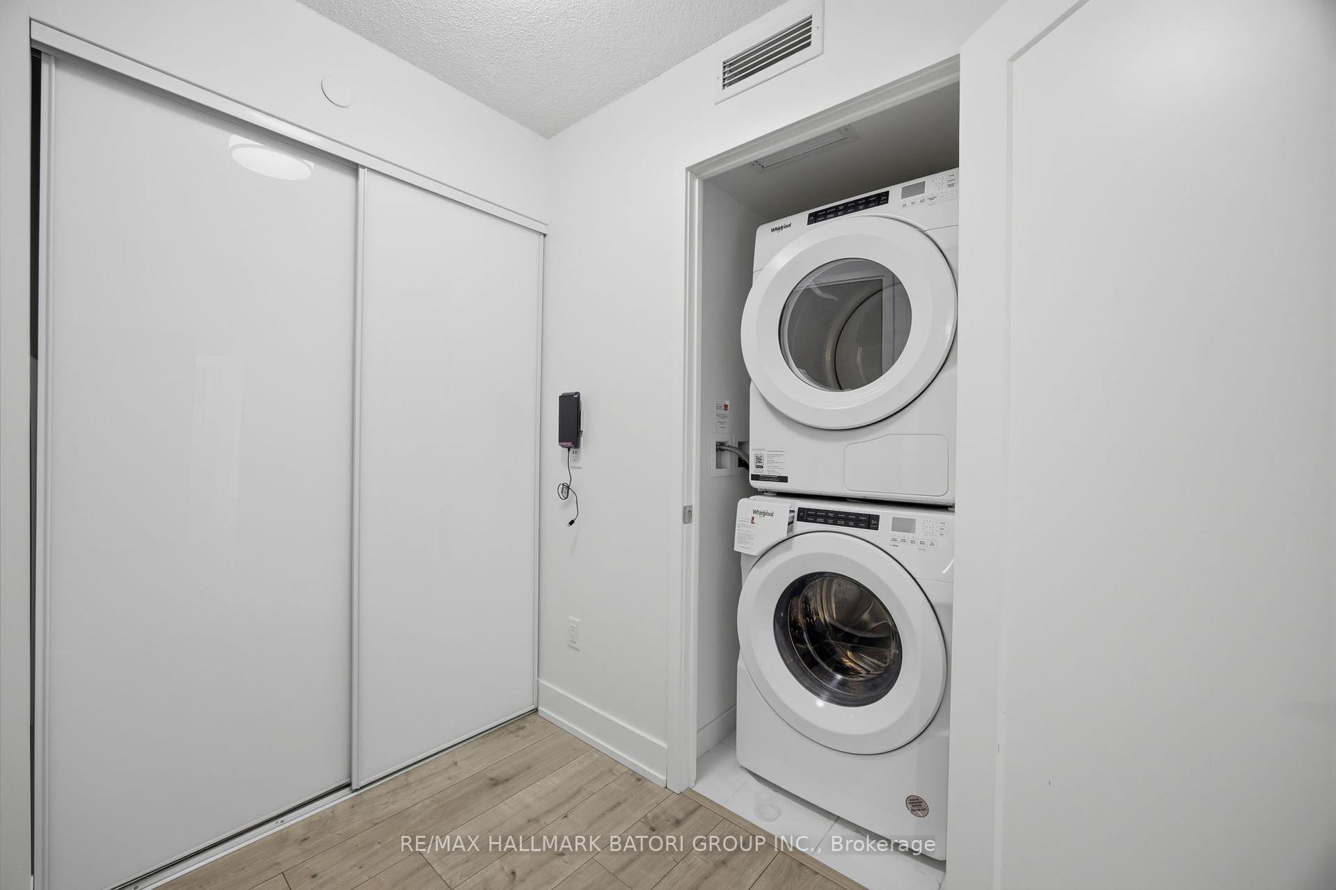 Photo 20 of Unit 1505, 10 Eva Road, Etobicoke, Etobicoke West Mall — HOMEH