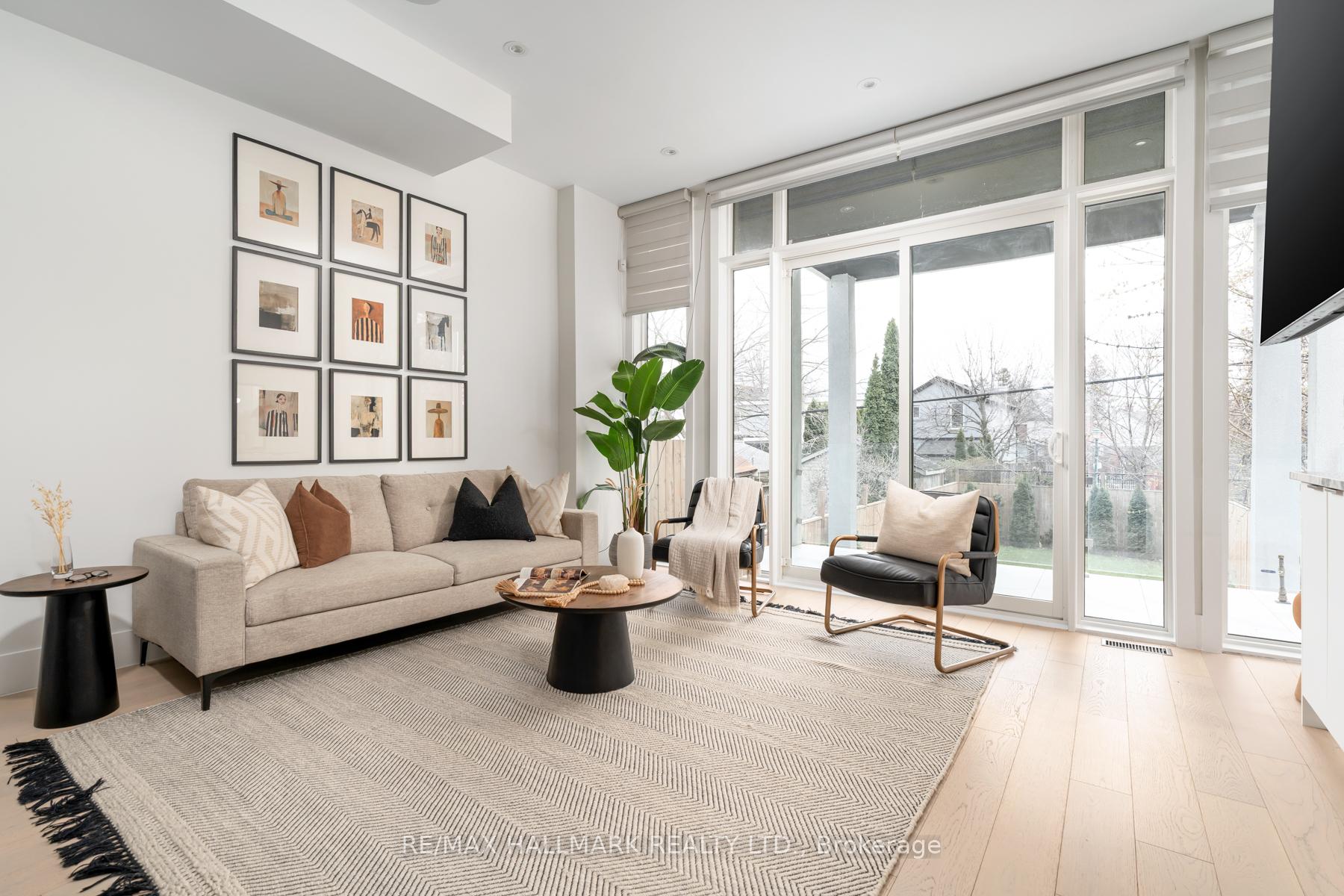 Photo 14 of 167 Sammon Avenue, Toronto, Danforth Village-East York — HOMEH