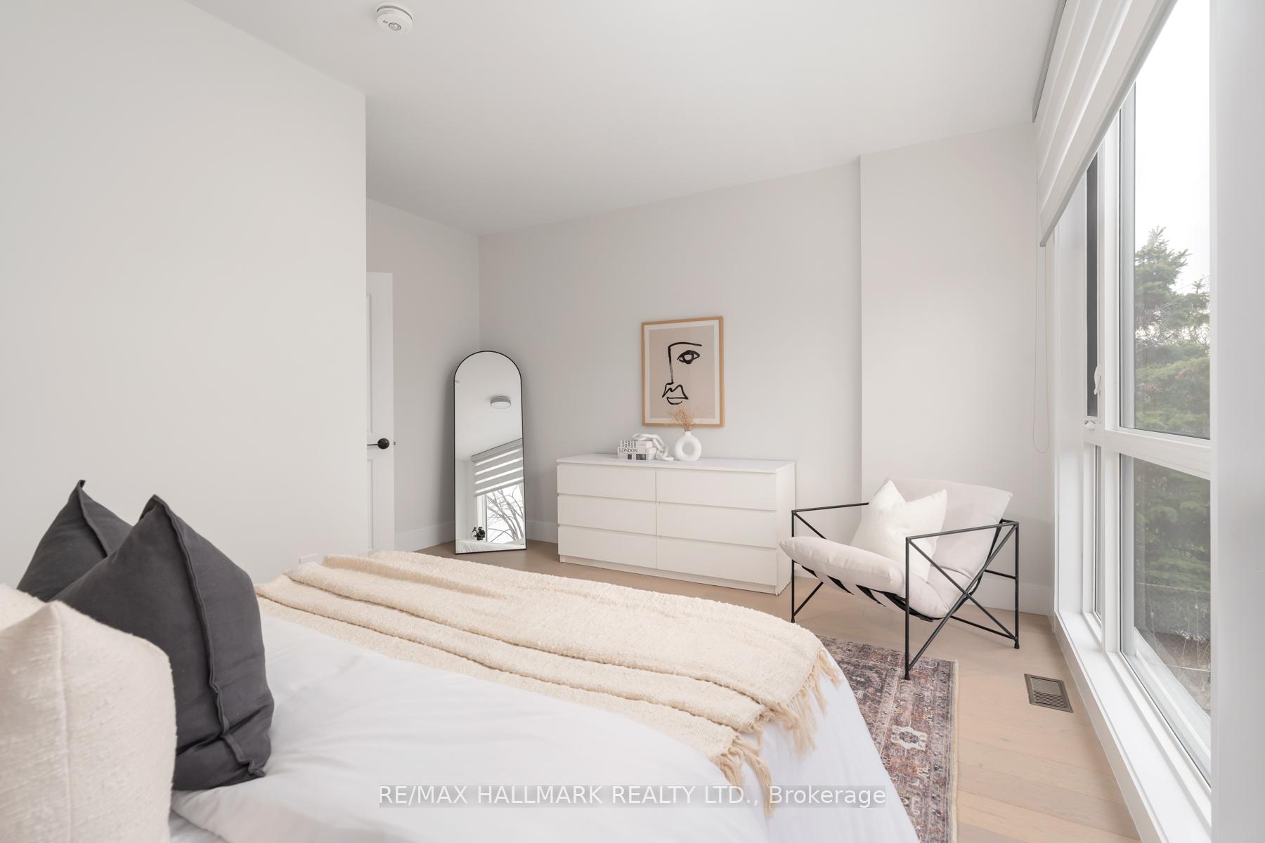 Photo 32 of 167 Sammon Avenue, Toronto, Danforth Village-East York — HOMEH