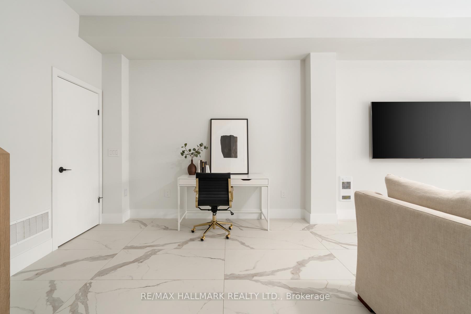 Photo 37 of 167 Sammon Avenue, Toronto, Danforth Village-East York — HOMEH