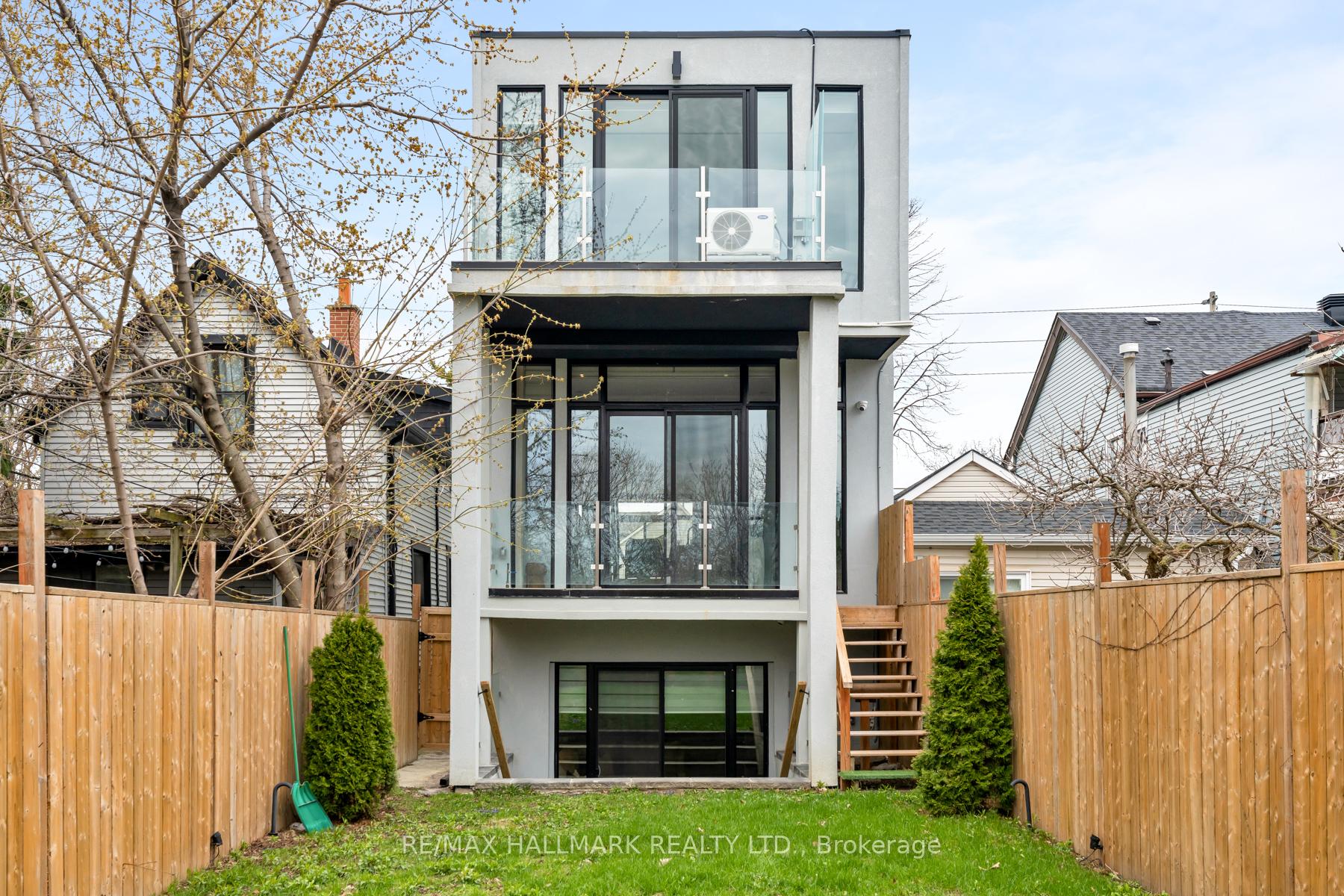 Photo 43 of 167 Sammon Avenue, Toronto, Danforth Village-East York — HOMEH