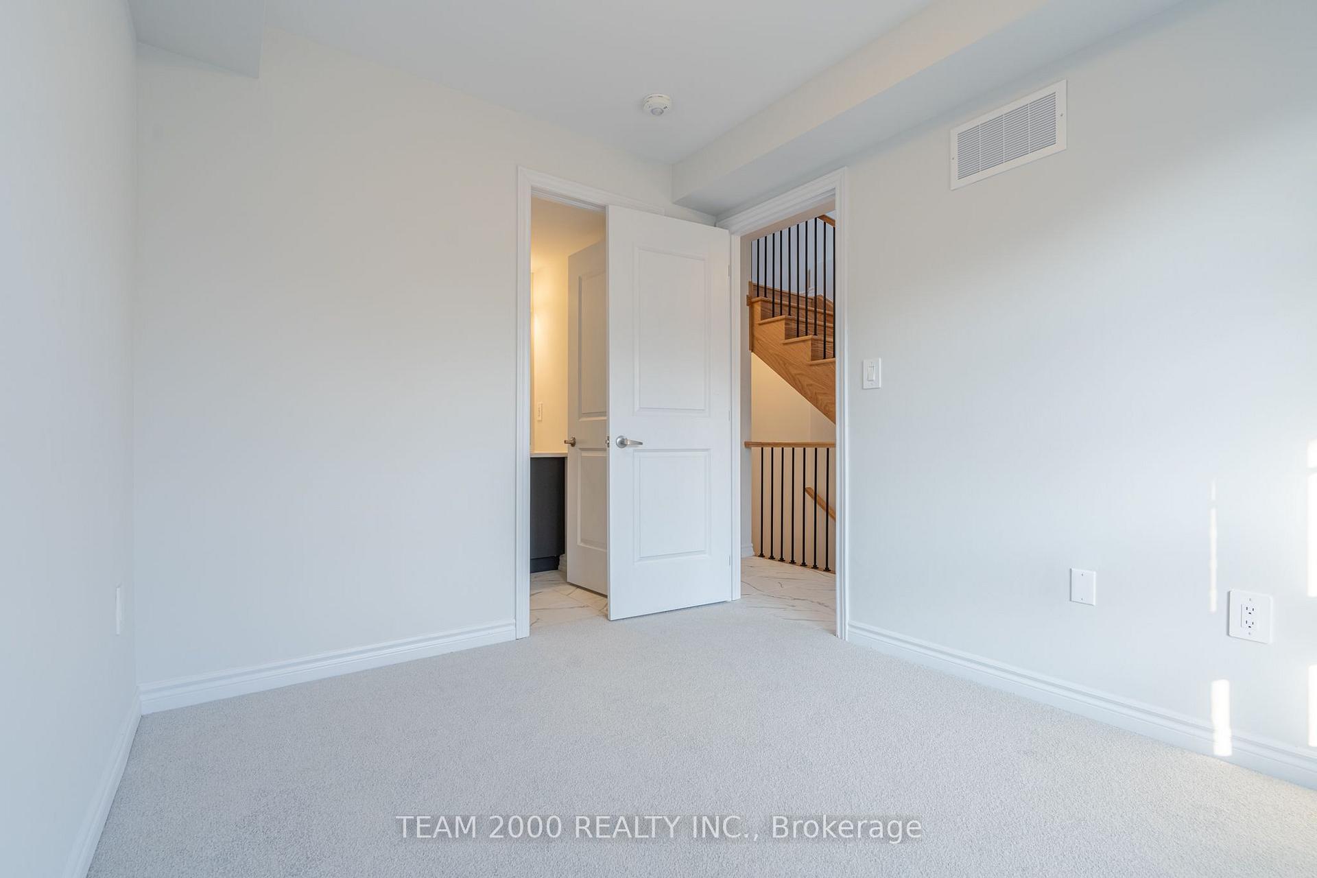 Photo 9 of 5971 Saigon Street, Mississauga, East Credit — HOMEH
