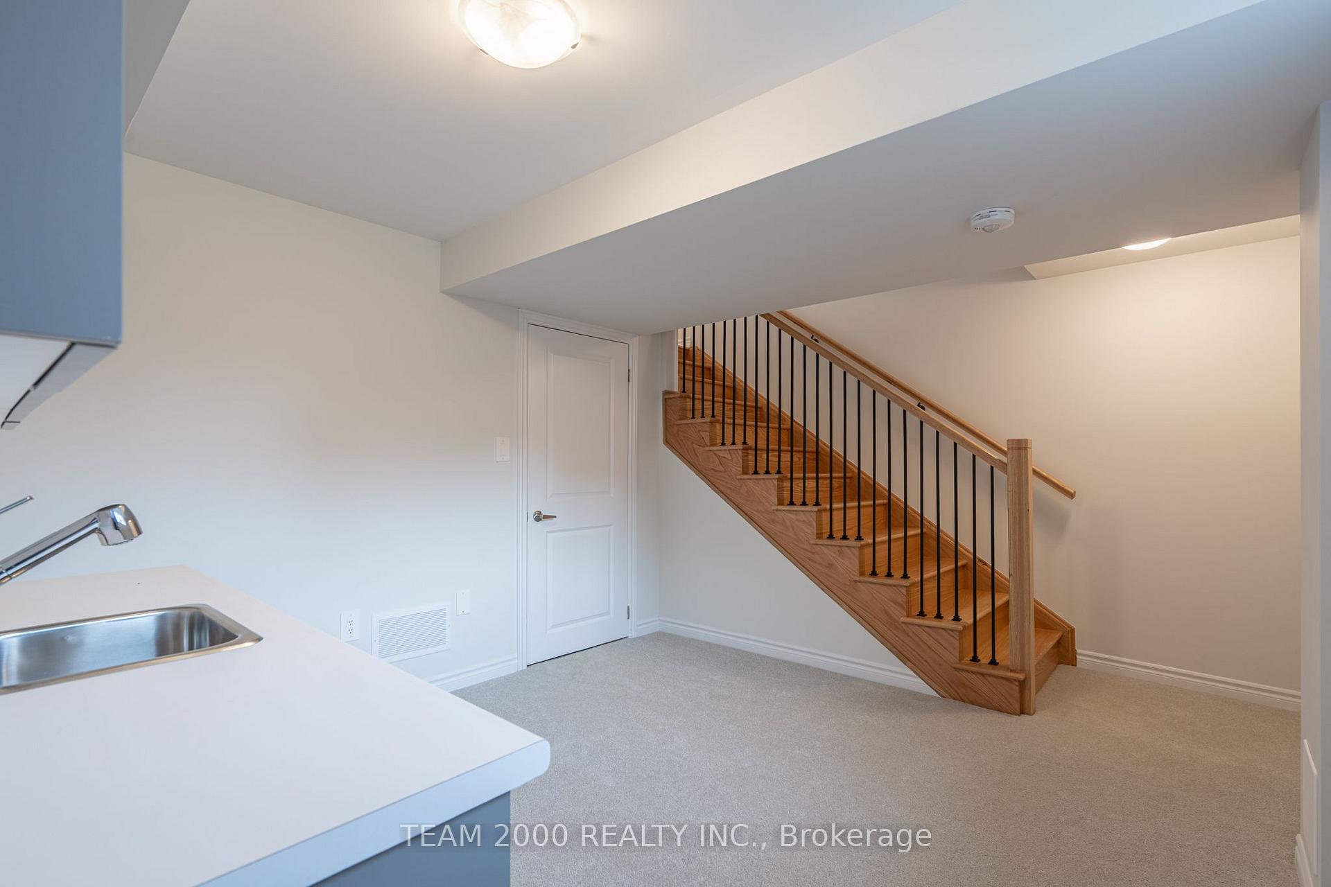Photo 12 of 5971 Saigon Street, Mississauga, East Credit — HOMEH