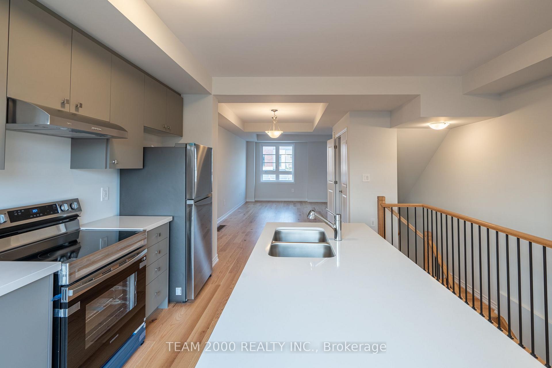 Photo 19 of 5971 Saigon Street, Mississauga, East Credit — HOMEH