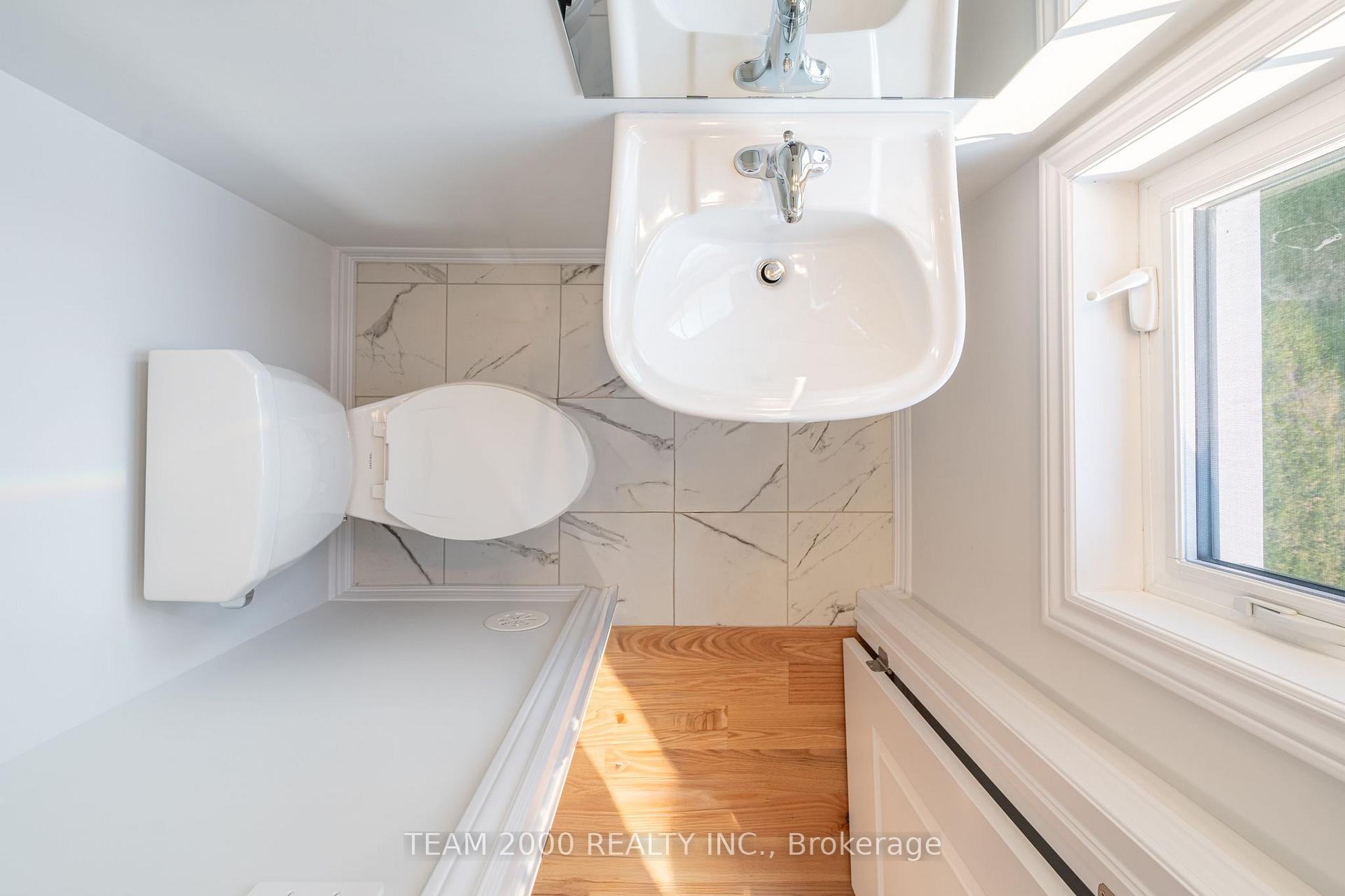 Photo 23 of 5971 Saigon Street, Mississauga, East Credit — HOMEH