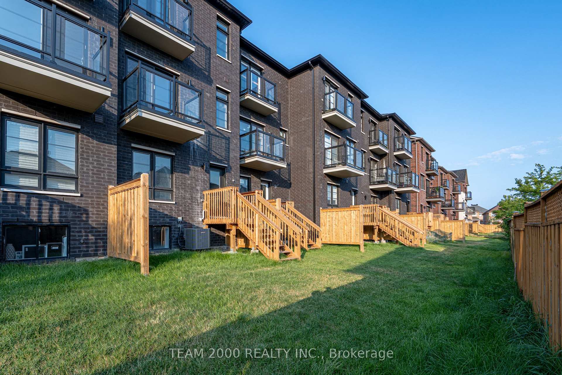 Photo 39 of 5971 Saigon Street, Mississauga, East Credit — HOMEH