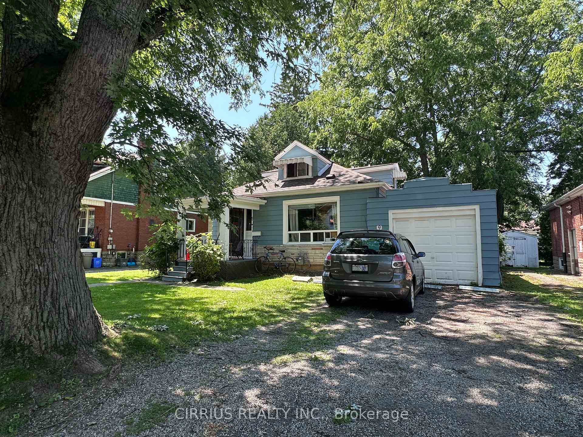 Photo of 9 Norfolk Street N