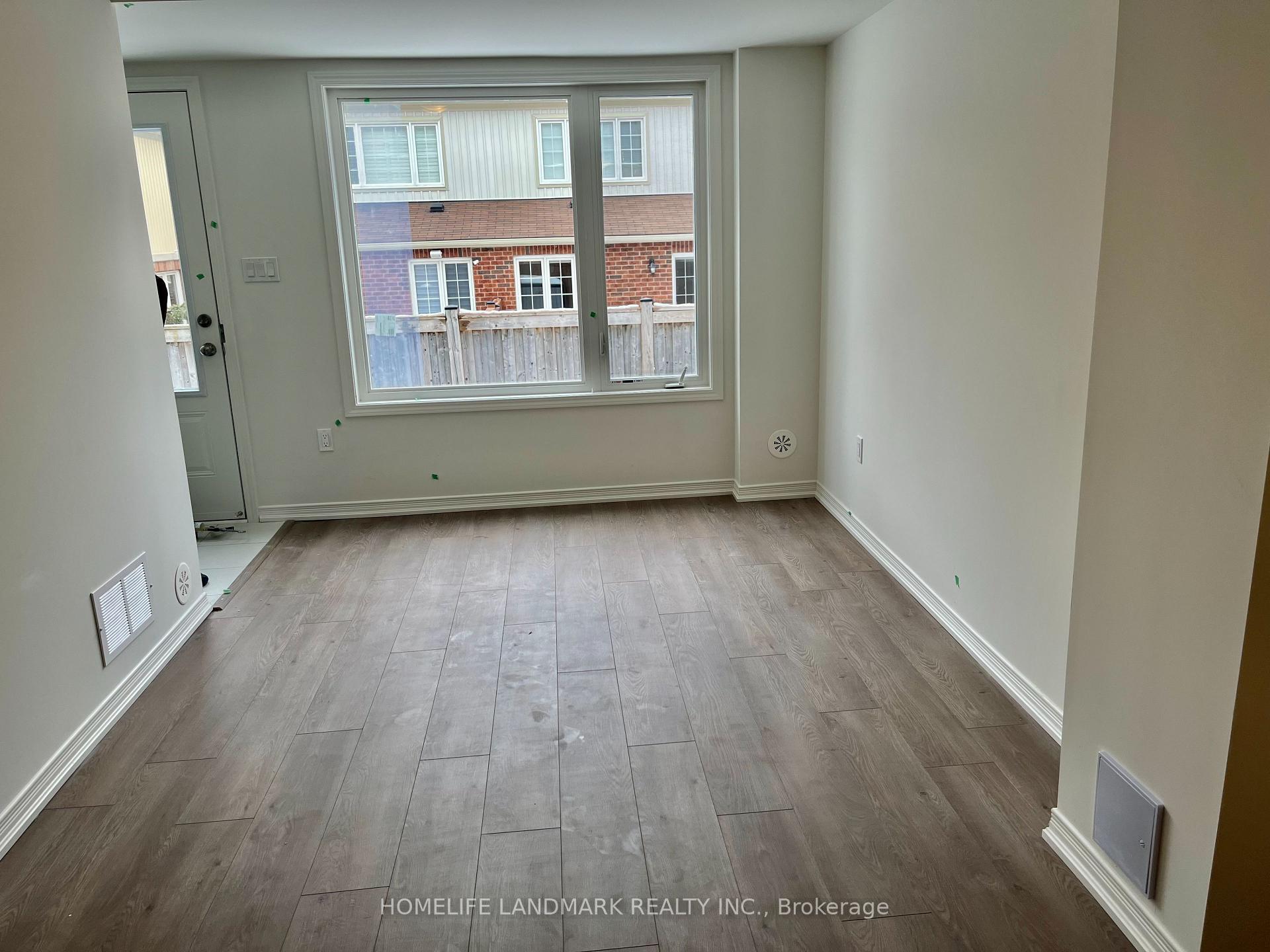 Photo 7 of 1420 Coral Springs Path, Oshawa, Taunton — HOMEH