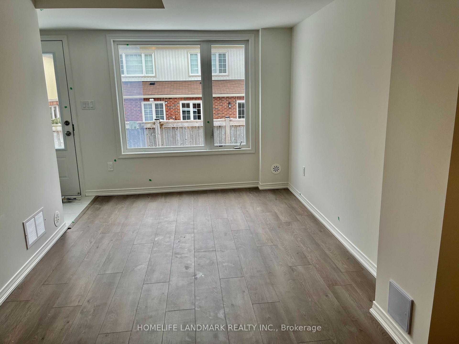 Photo 18 of 1420 Coral Springs Path, Oshawa, Taunton — HOMEH