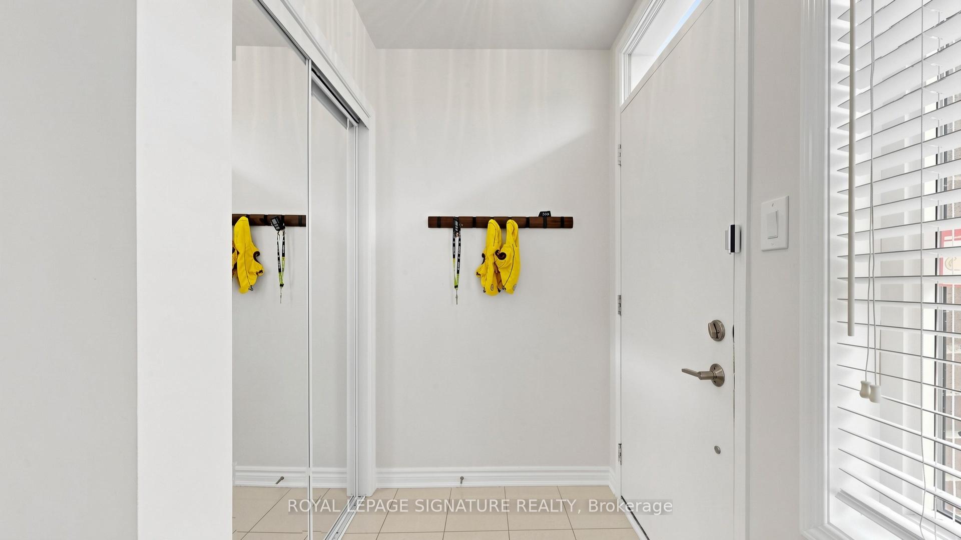 Photo 4 of Unit 10, 35 Heron Park Place, Scarborough, West Hill — HOMEH