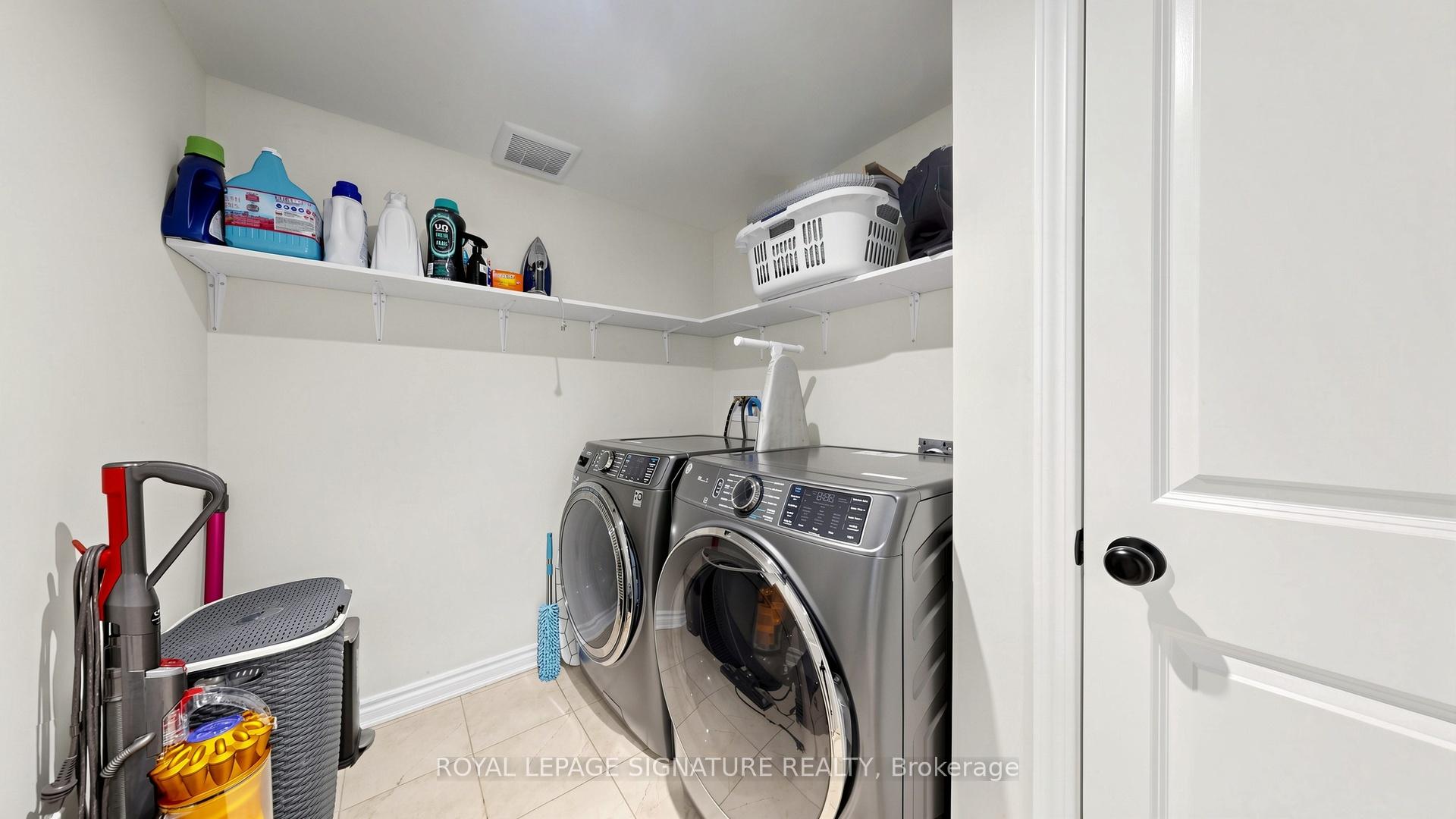 Photo 24 of Unit 10, 35 Heron Park Place, Scarborough, West Hill — HOMEH