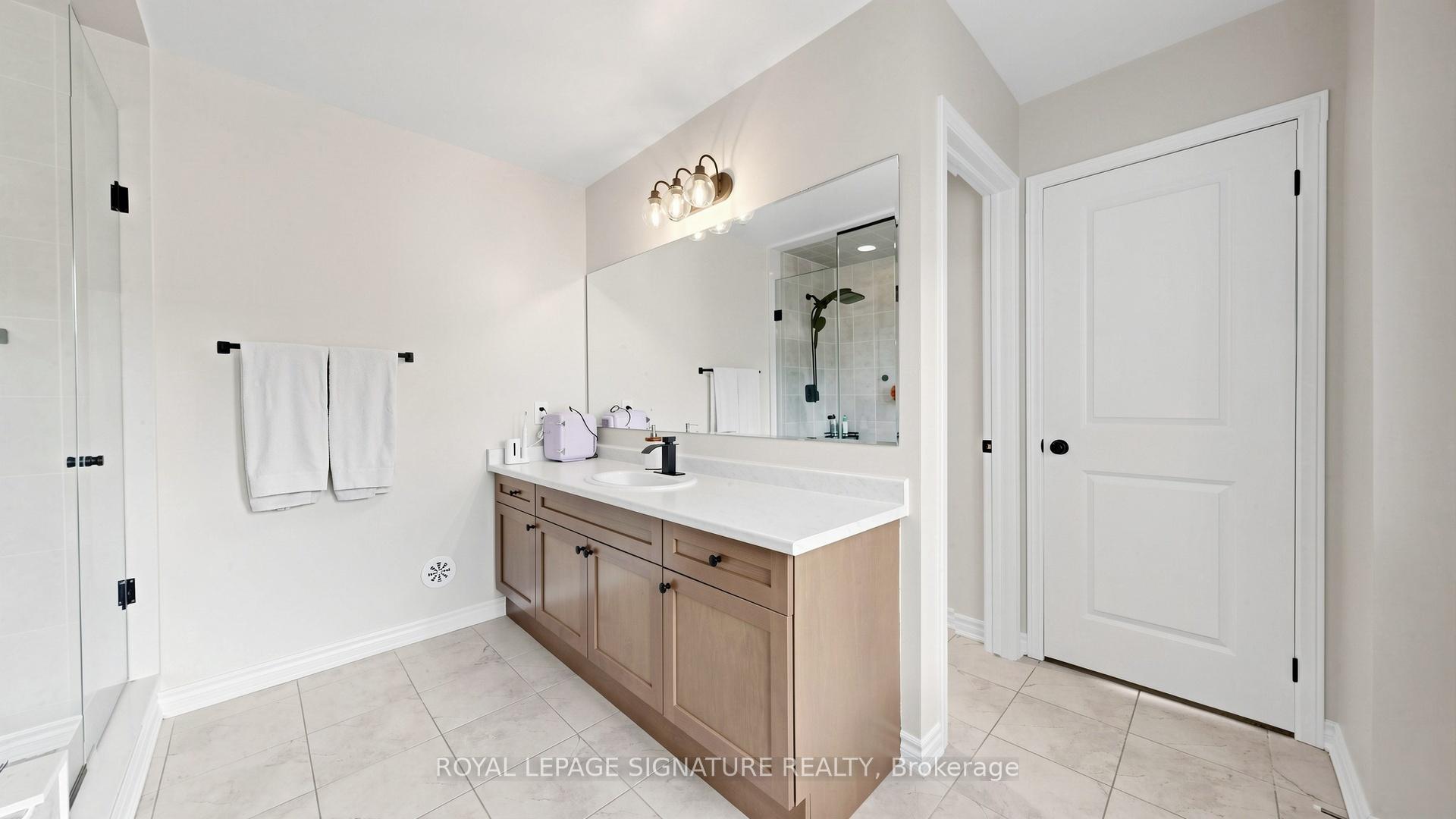 Photo 33 of Unit 10, 35 Heron Park Place, Scarborough, West Hill — HOMEH