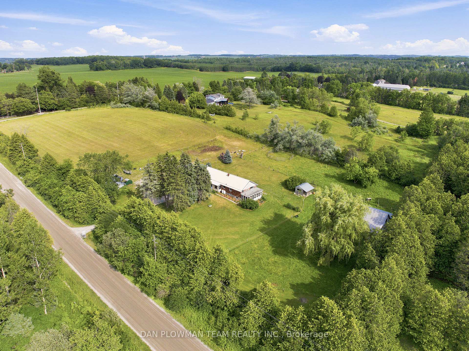 Photo 4 of 590S Brock Concession Rd 4, Brock, Rural Brock — HOMEH