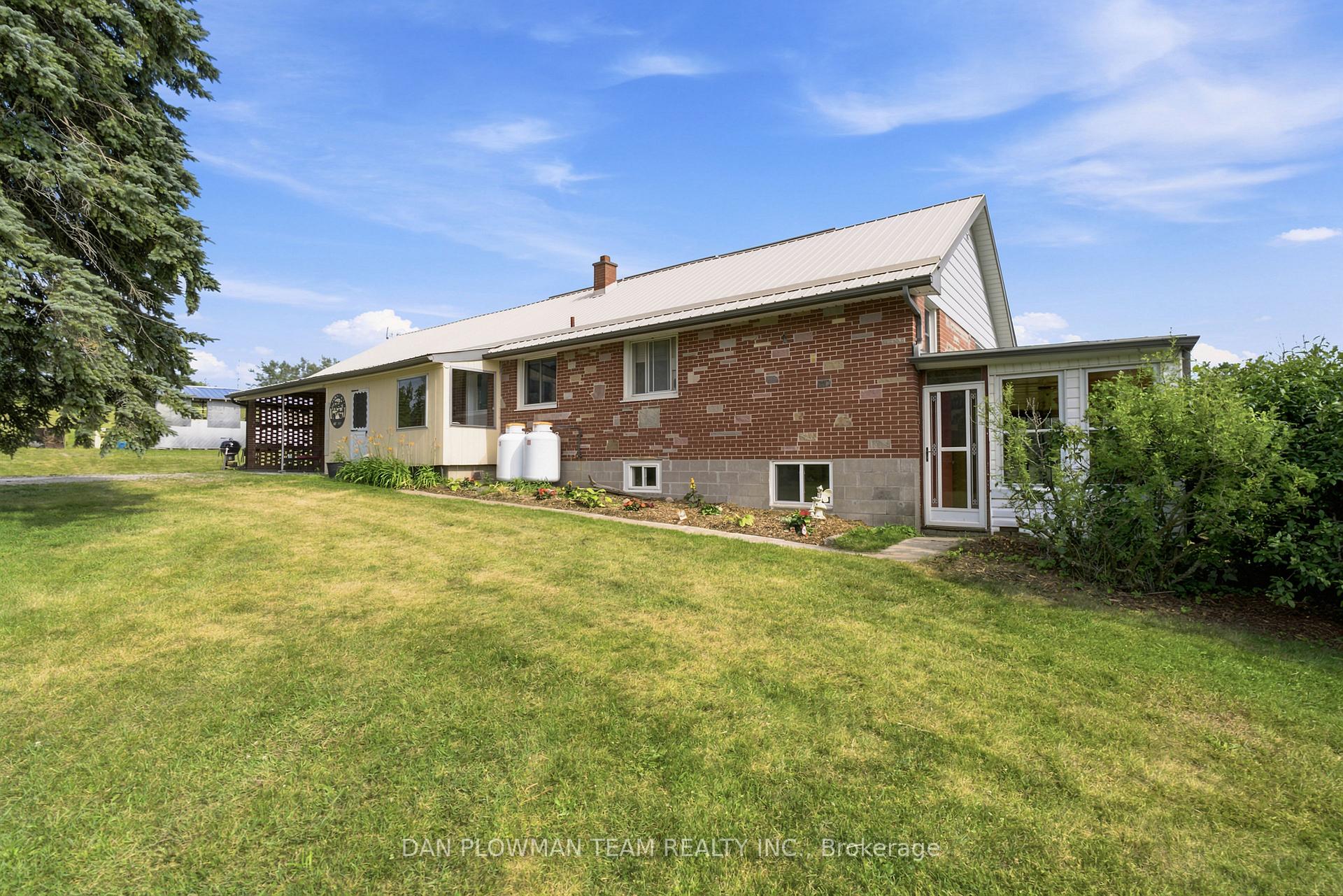 Photo 30 of 590S Brock Concession Rd 4, Brock, Rural Brock — HOMEH
