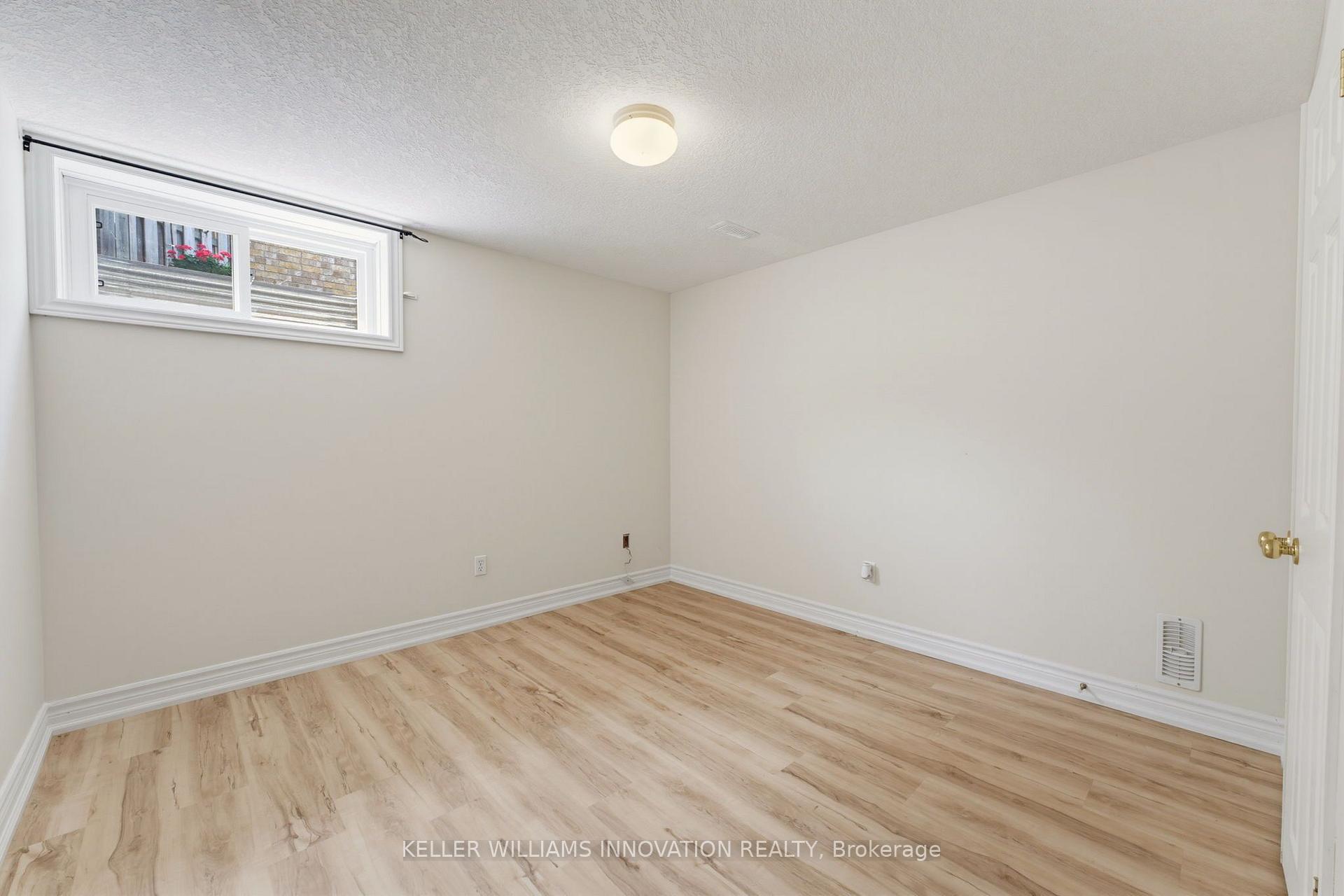 Photo 24 of 906 Baker Avenue S, North Perth, Listowel — HOMEH