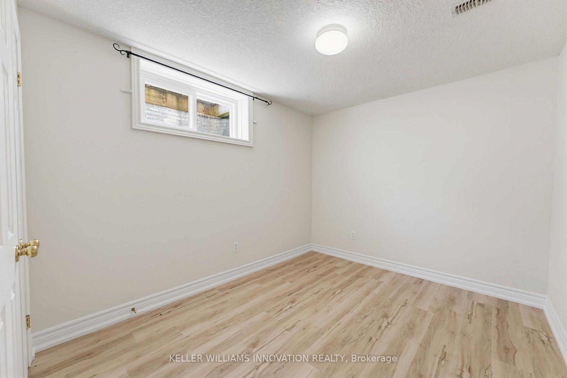 Photo 25 of 906 Baker Avenue S, North Perth, Listowel — HOMEH