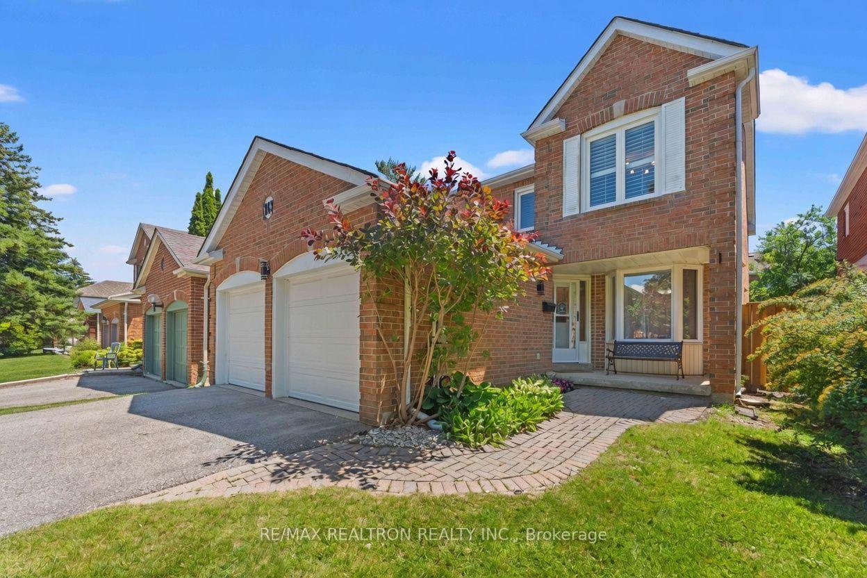 Photo 2 of 143 Spring Gate Boulevard, Vaughan, Crestwood-Springfarm-Yorkhill — HOMEH