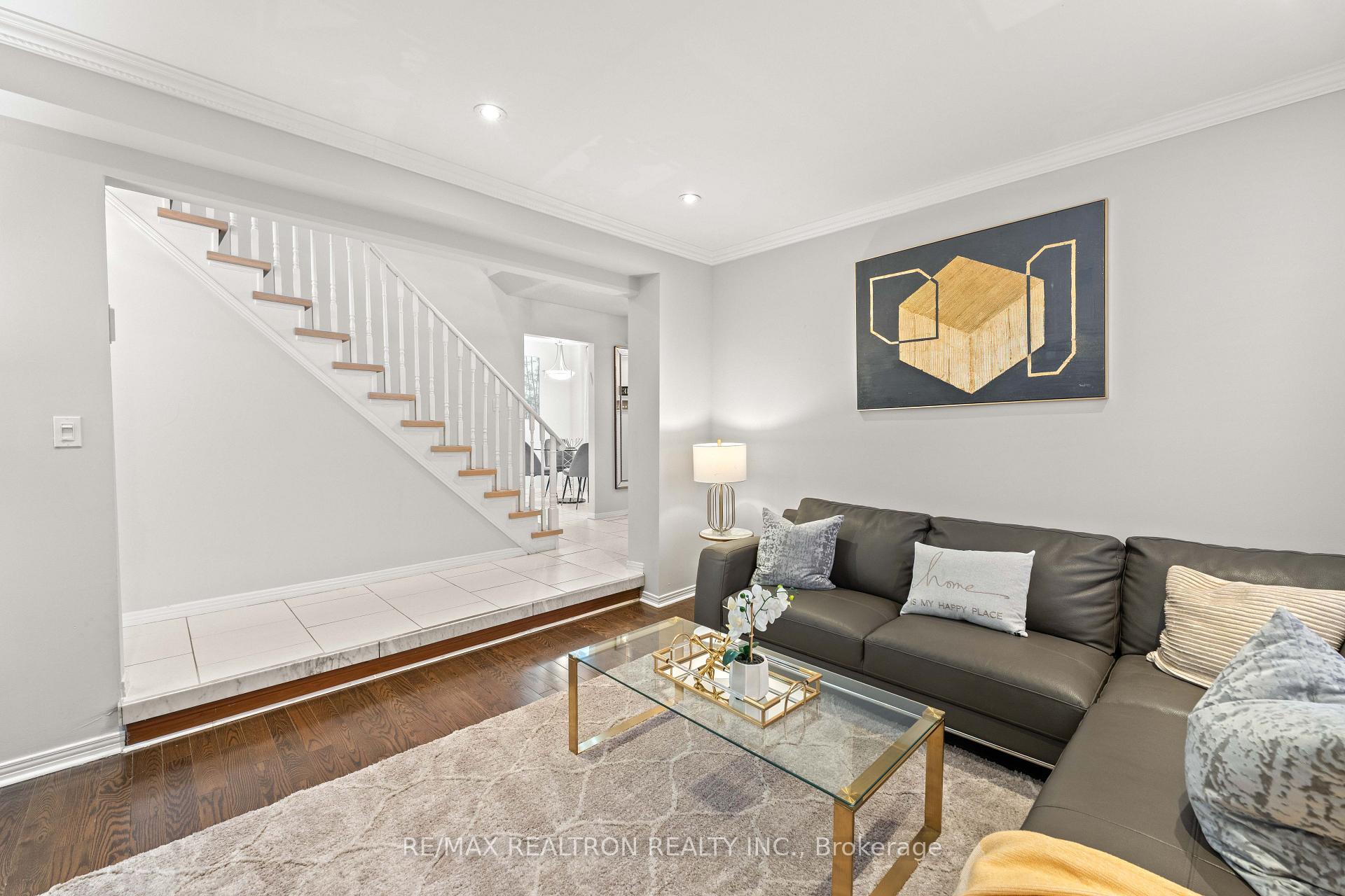 Photo 25 of 143 Spring Gate Boulevard, Vaughan, Crestwood-Springfarm-Yorkhill — HOMEH