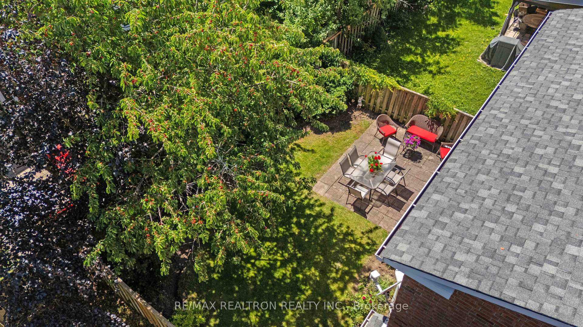 Photo 49 of 143 Spring Gate Boulevard, Vaughan, Crestwood-Springfarm-Yorkhill — HOMEH