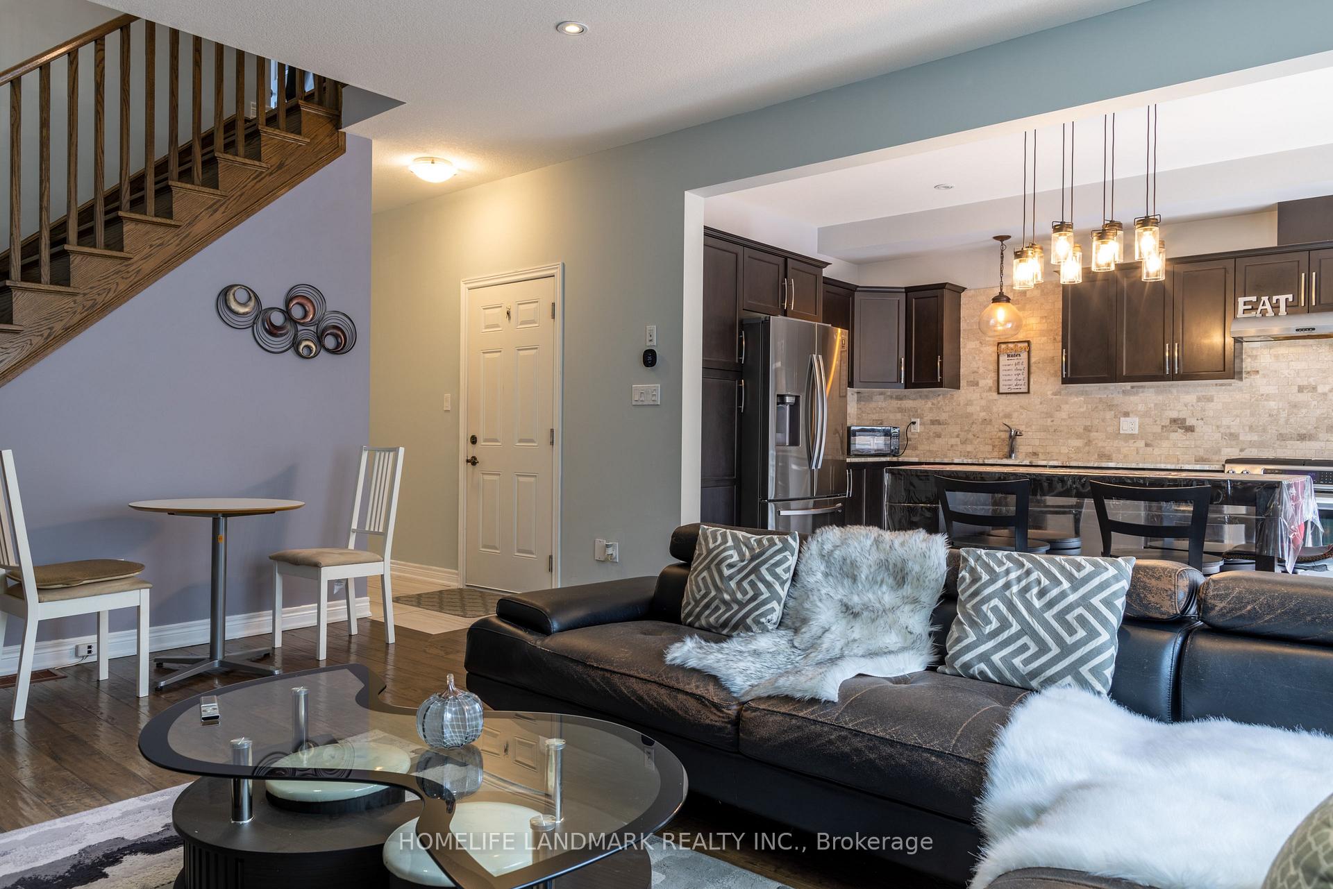 Photo 10 of Unit 19, 421 Kitty Murray Lane, Hamilton, Meadowlands — HOMEH
