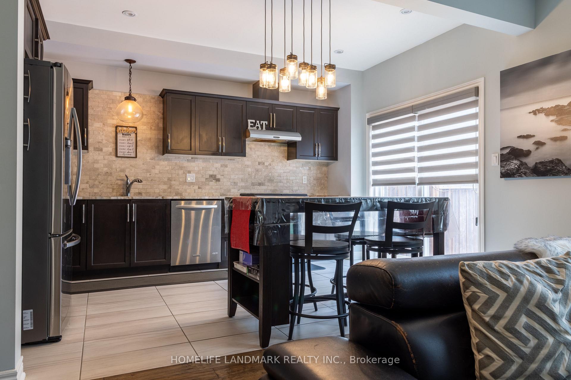 Photo 12 of Unit 19, 421 Kitty Murray Lane, Hamilton, Meadowlands — HOMEH