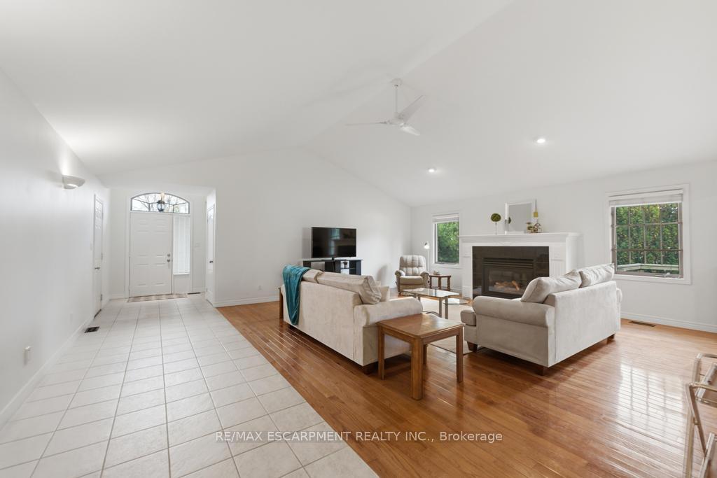 Photo 6 of 80 Lister Avenue, Hamilton, Allison — HOMEH
