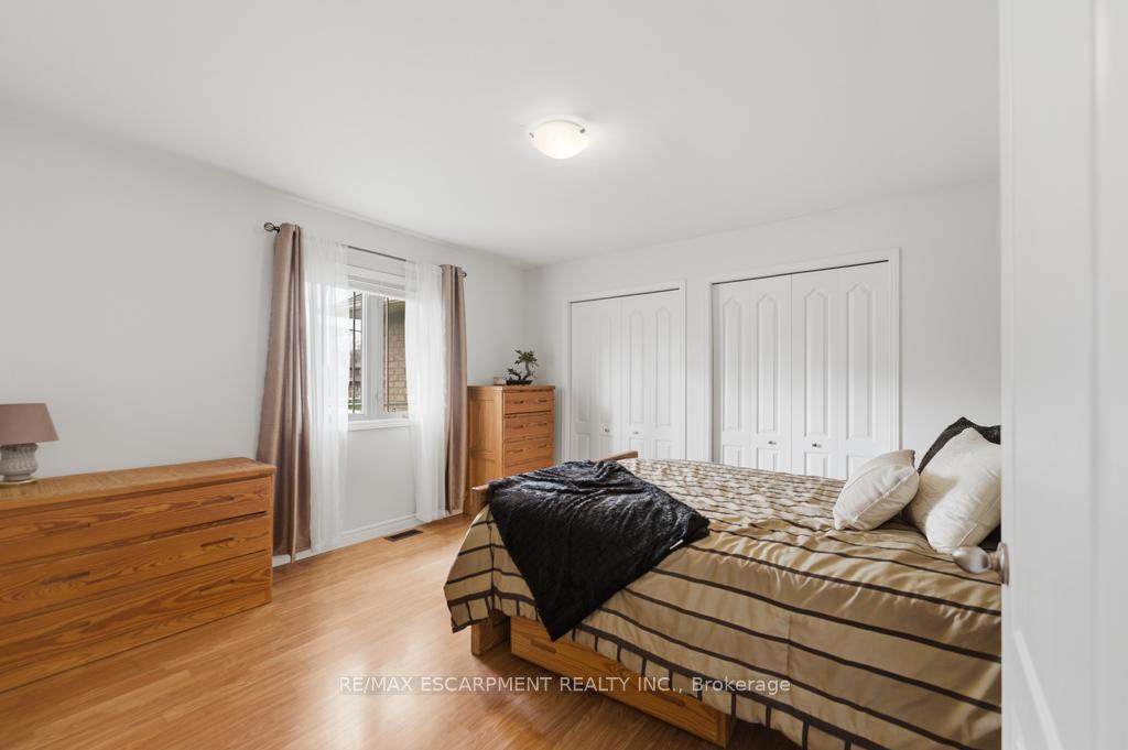 Photo 13 of 80 Lister Avenue, Hamilton, Allison — HOMEH