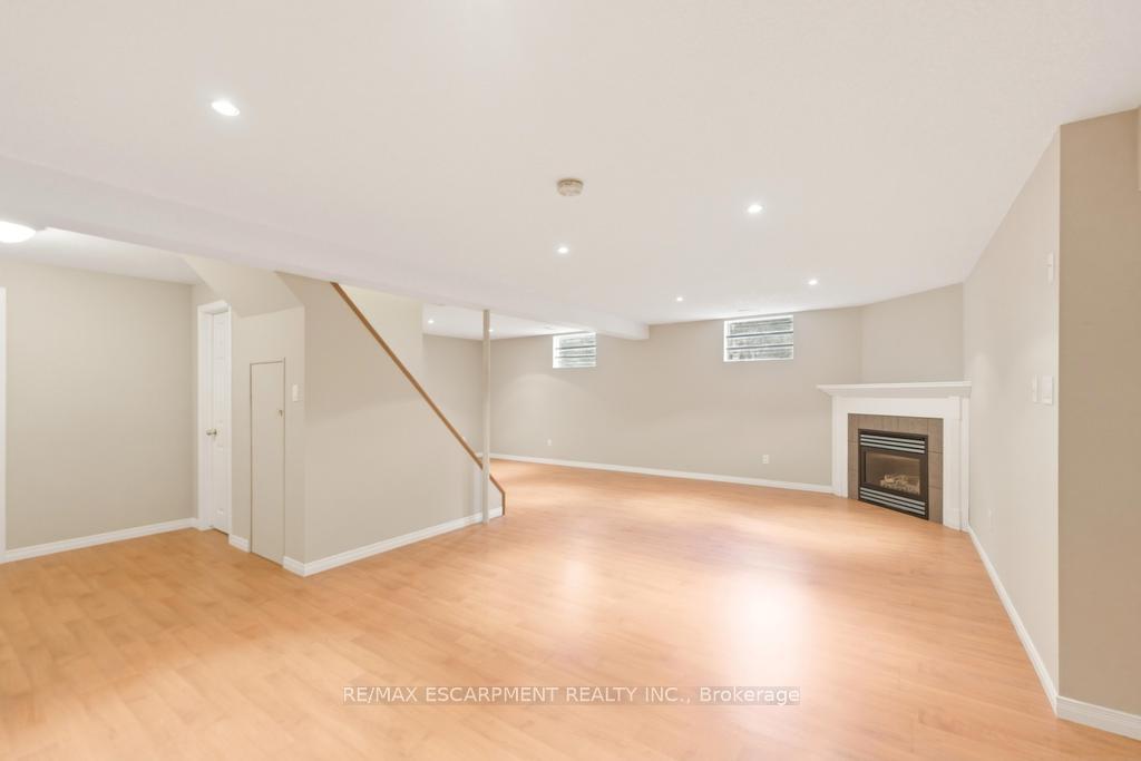 Photo 20 of 80 Lister Avenue, Hamilton, Allison — HOMEH