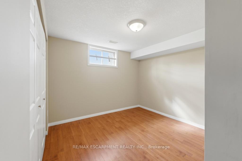 Photo 22 of 80 Lister Avenue, Hamilton, Allison — HOMEH